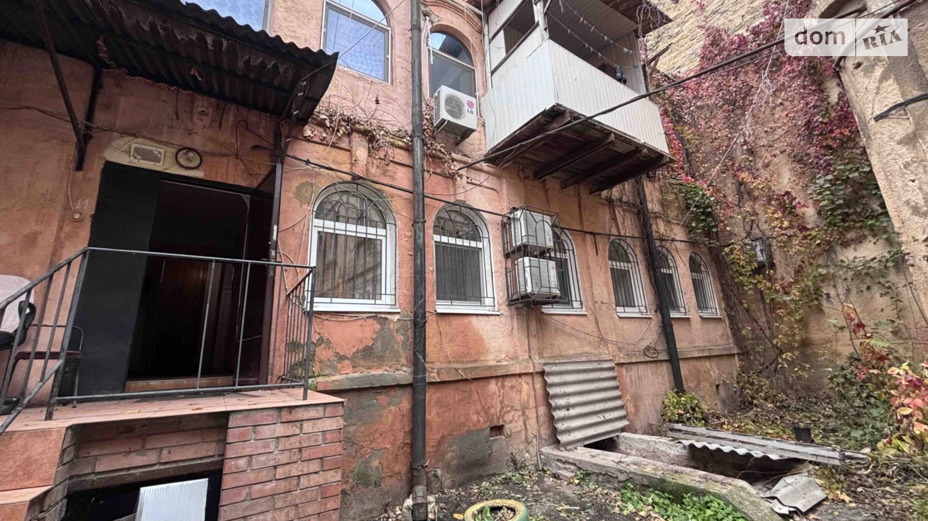 Продається 4-кімнатна квартира 71 кв. м у Одесі, вул. Новосельського - фото 4