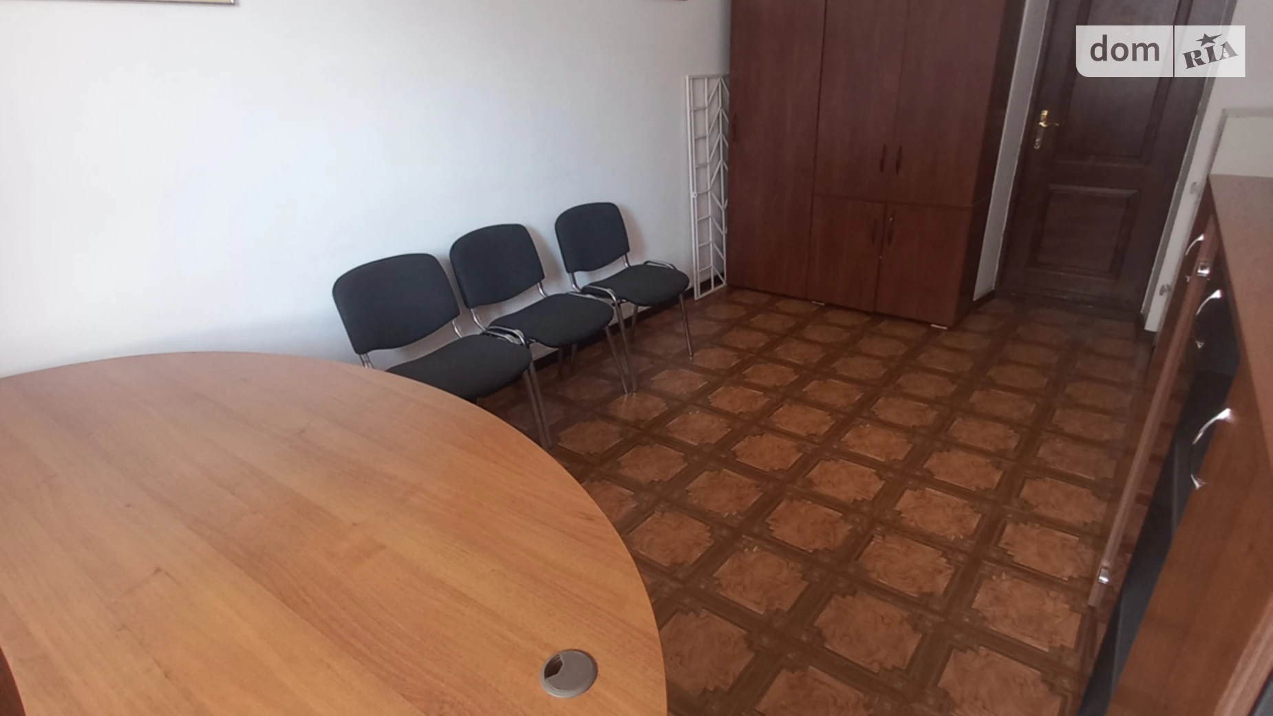 Сдается в аренду офис 17 кв. м в бизнес-центре, цена: 4250 грн - фото 3