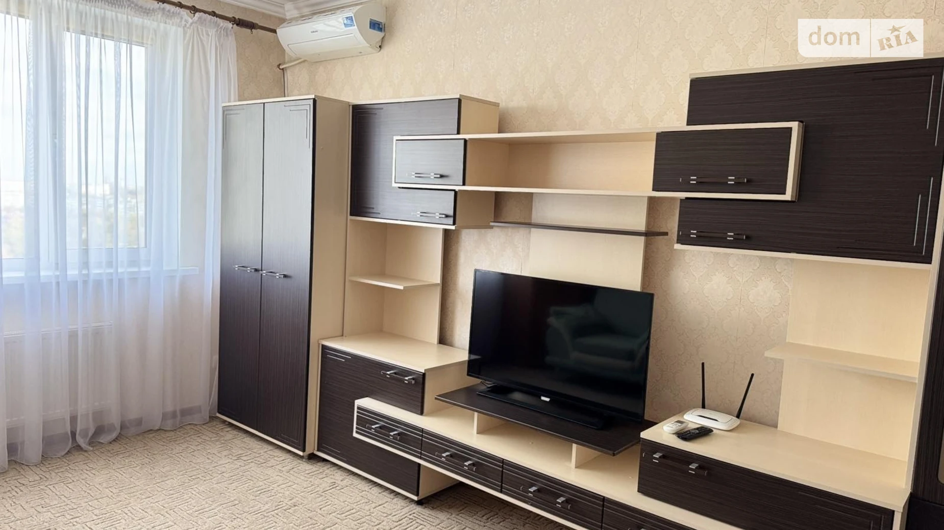 Продається 1-кімнатна квартира 52 кв. м у Броварах, вул. Симоненка, 2А - фото 2