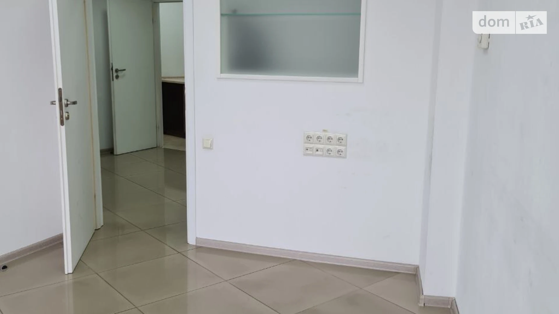 Продається офіс 88.8 кв. м в бізнес-центрі, цена: 90000 $ - фото 2