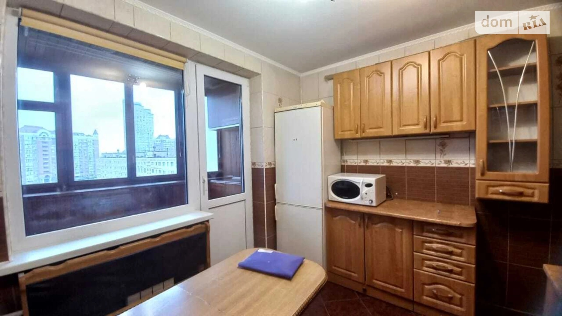 Сдается в аренду 1-комнатная квартира 35 кв. м в Киеве, просп. Владимира Ивасюка, 9А - фото 3