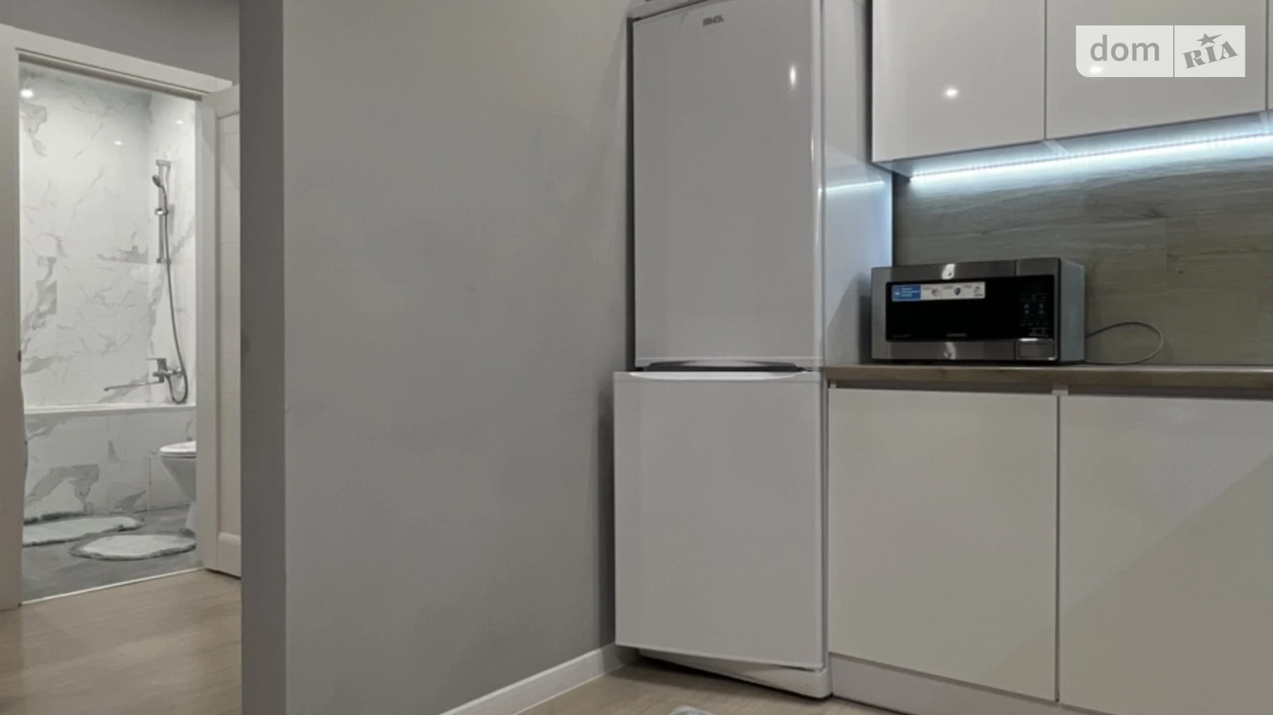 Продается 1-комнатная квартира 42.5 кв. м в Ровно, ул. Николая Боголюбова, 5А - фото 4