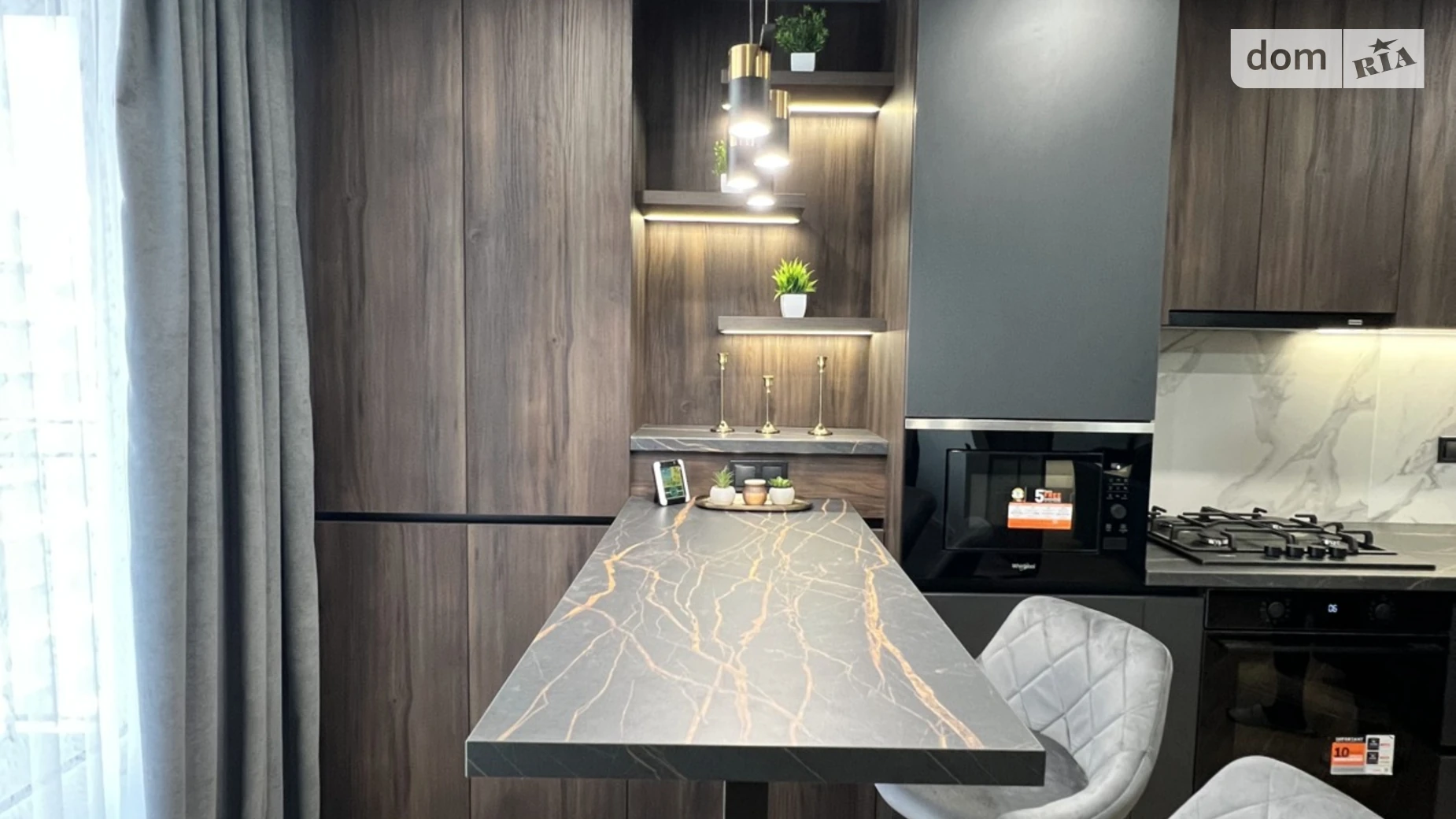 Сдается в аренду 1-комнатная квартира 40.3 кв. м в Ивано-Франковске, ул. Юліана Пелеша(Крайковского), 3 корпус 8 - фото 3