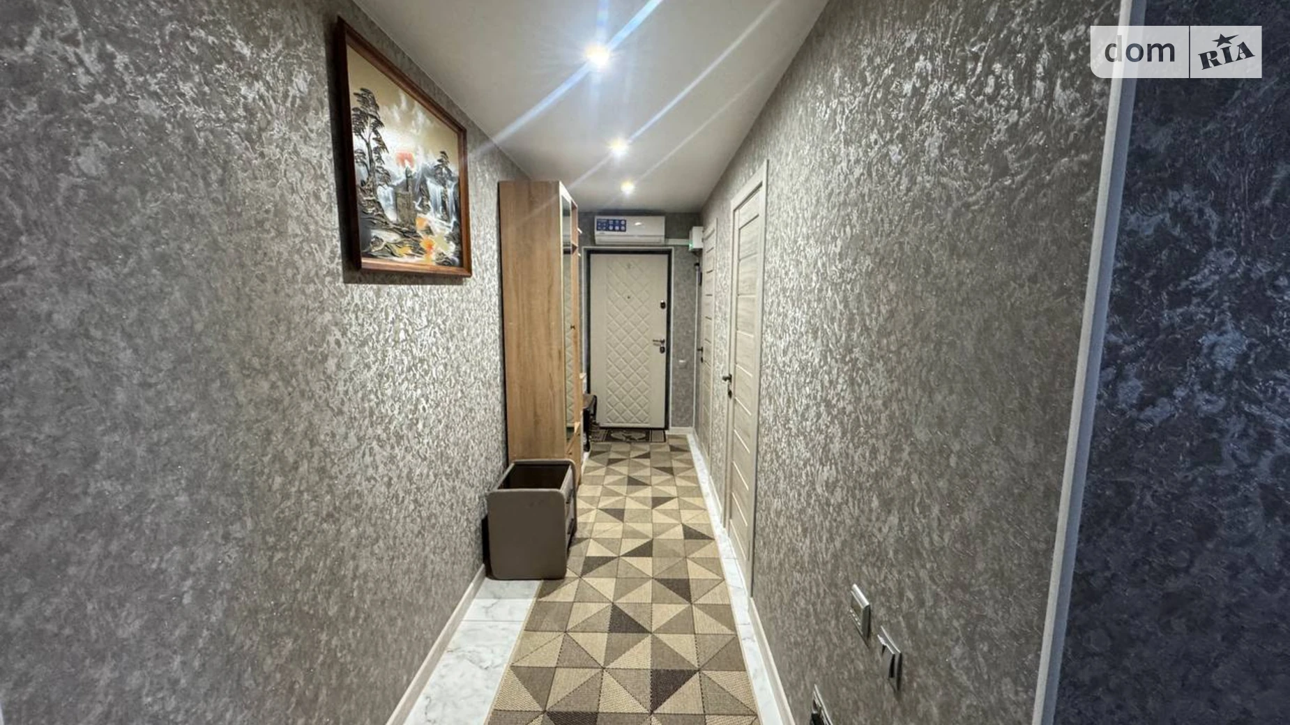 Продается 3-комнатная квартира 62 кв. м в Подольске, ул. Армейская, 603 - фото 2