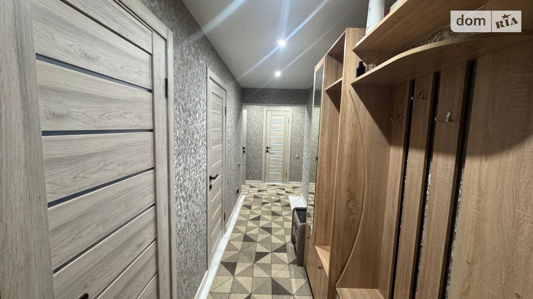 Продается 3-комнатная квартира 62 кв. м в Подольске, ул. Армейская, 603 - фото 3