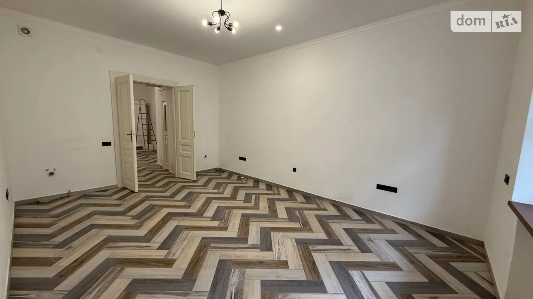 Здається в оренду офіс 70 кв. м в бізнес-центрі, цена: 600 $ - фото 2