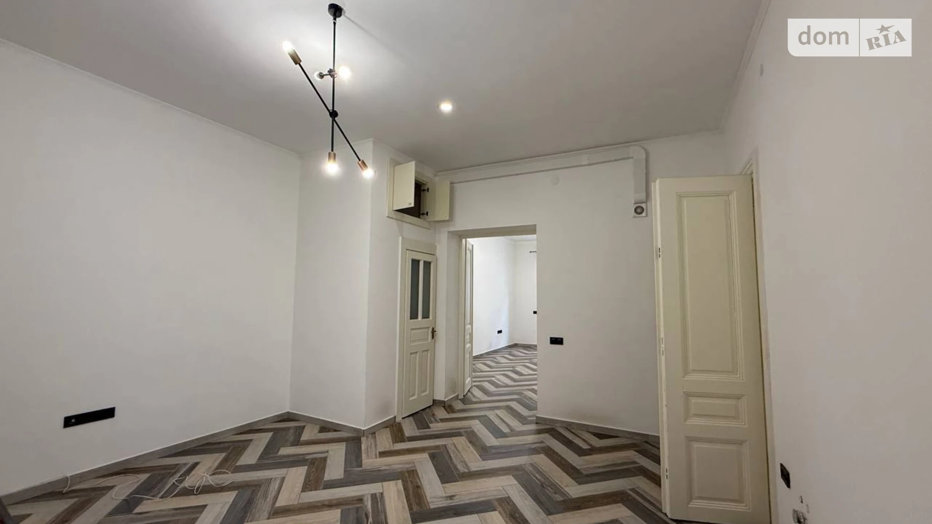 Здається в оренду офіс 70 кв. м в бізнес-центрі, цена: 600 $ - фото 4