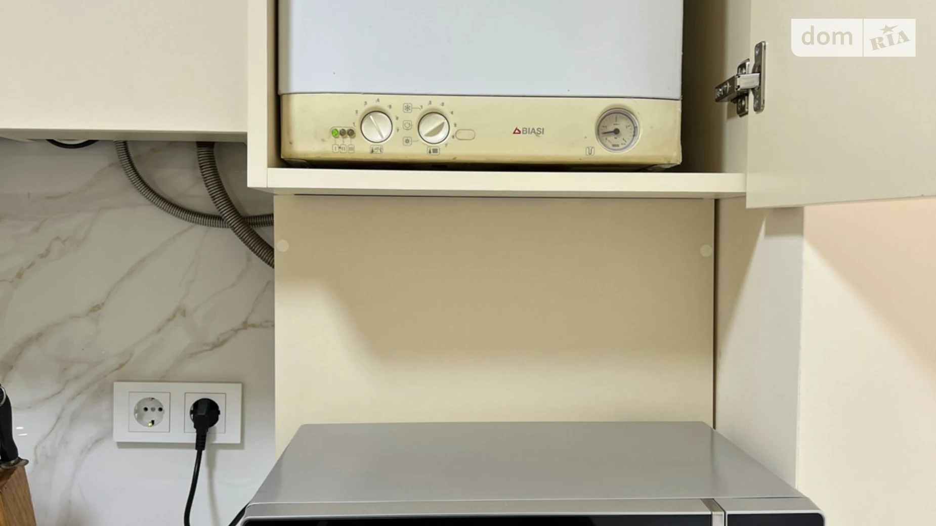 Сдается в аренду 3-комнатная квартира 62 кв. м в Ивано-Франковске, ул. Сорохтея О., 16 - фото 2