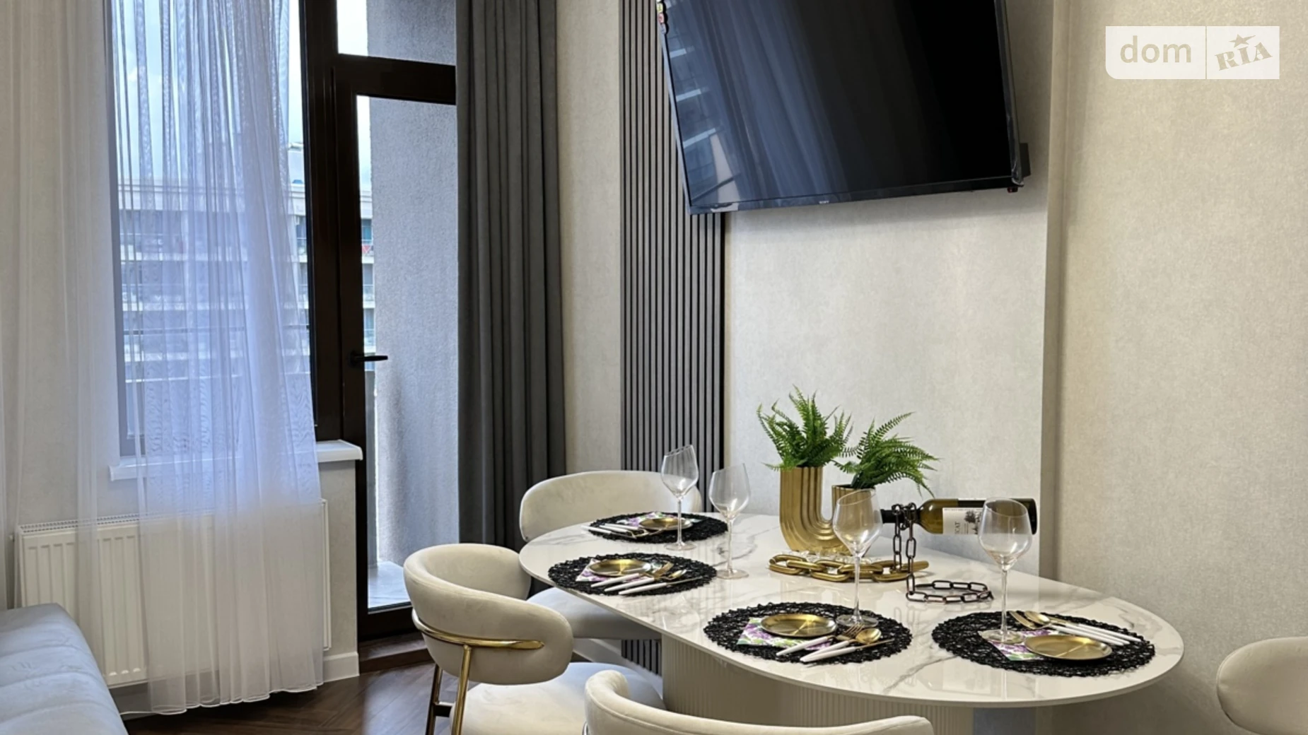 Продается 2-комнатная квартира 70 кв. м в Одессе, ул. Генуэзская, 1/1 - фото 2