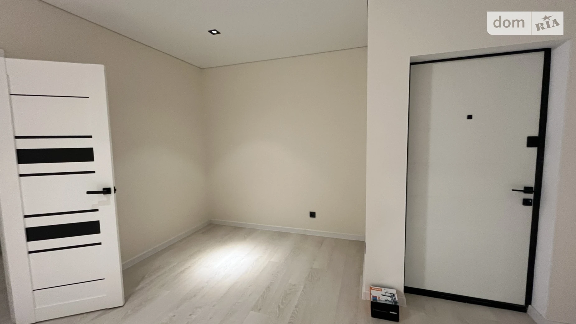 Продается 1-комнатная квартира 48 кв. м в Виннице, ул. Антонова Олега, 13В - фото 4