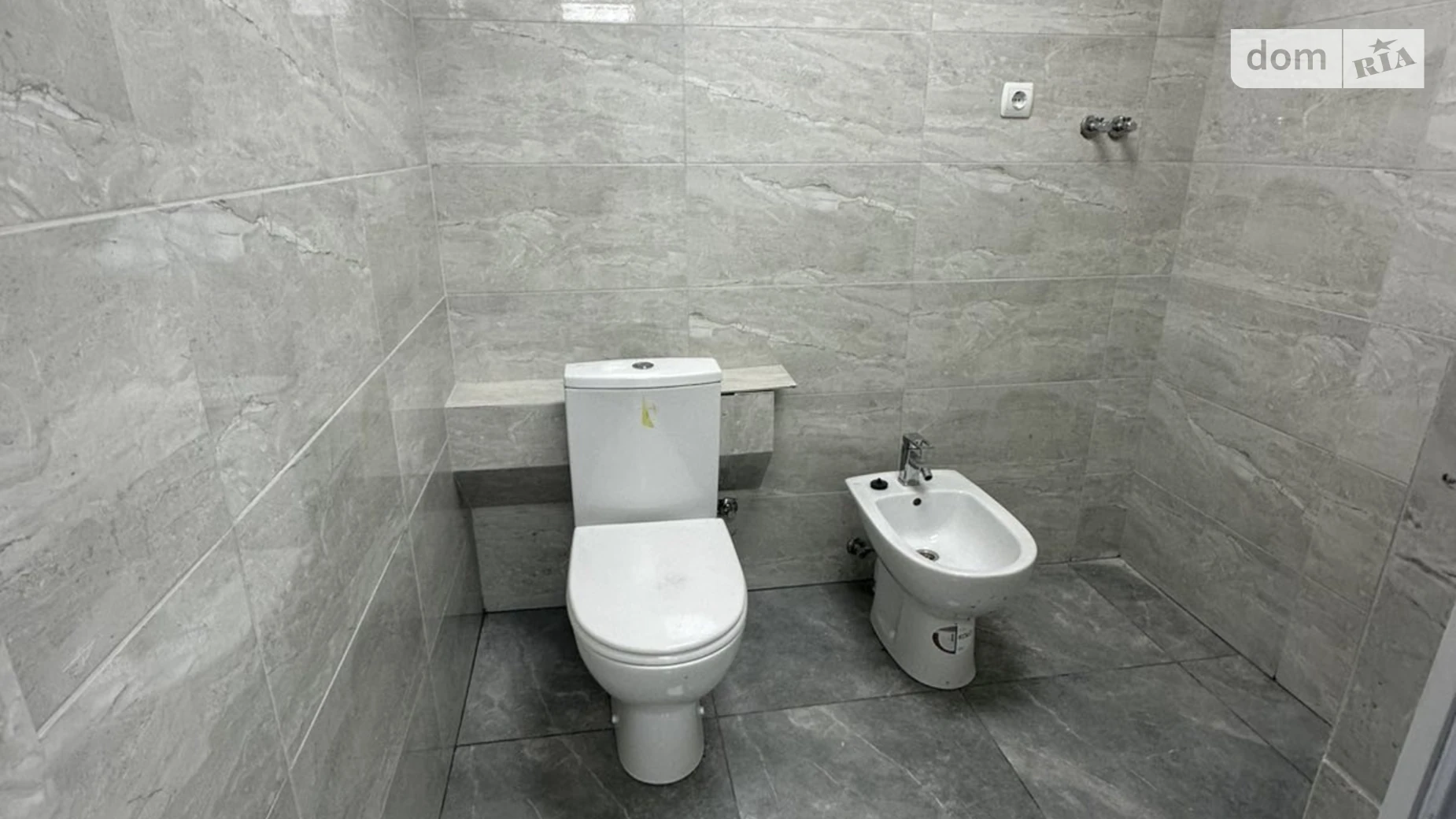 Сдается в аренду офис 34.8 кв. м в бизнес-центре, цена: 12180 грн - фото 2