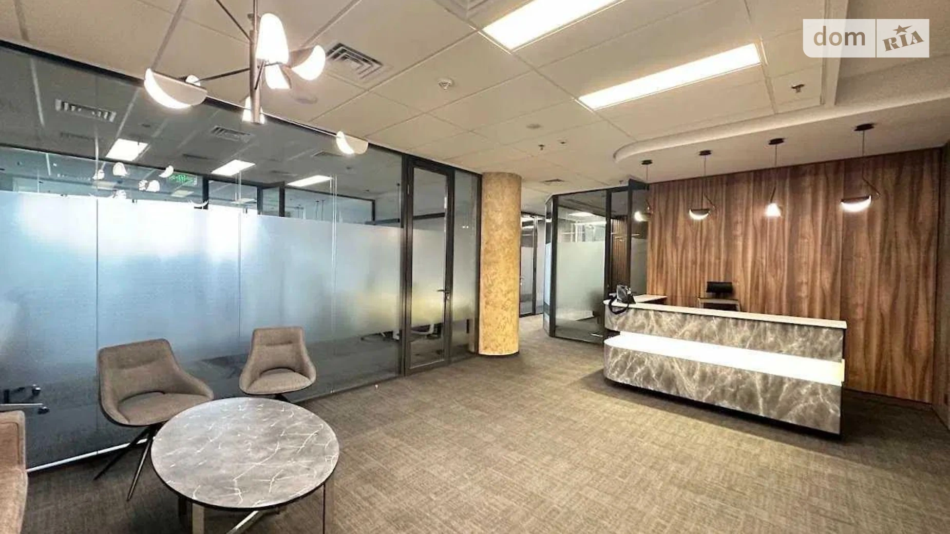 Сдается в аренду офис 440 кв. м в бизнес-центре, цена: 15800 $ - фото 4