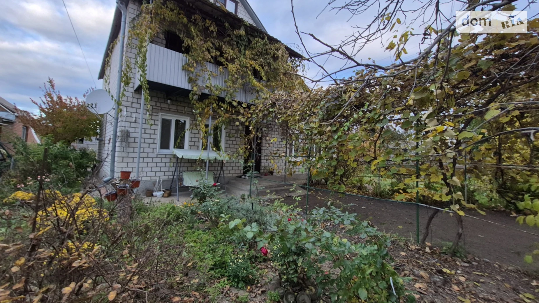 Продается дом на 2 этажа 150 кв. м с террасой, цена: 100000 $ - фото 2