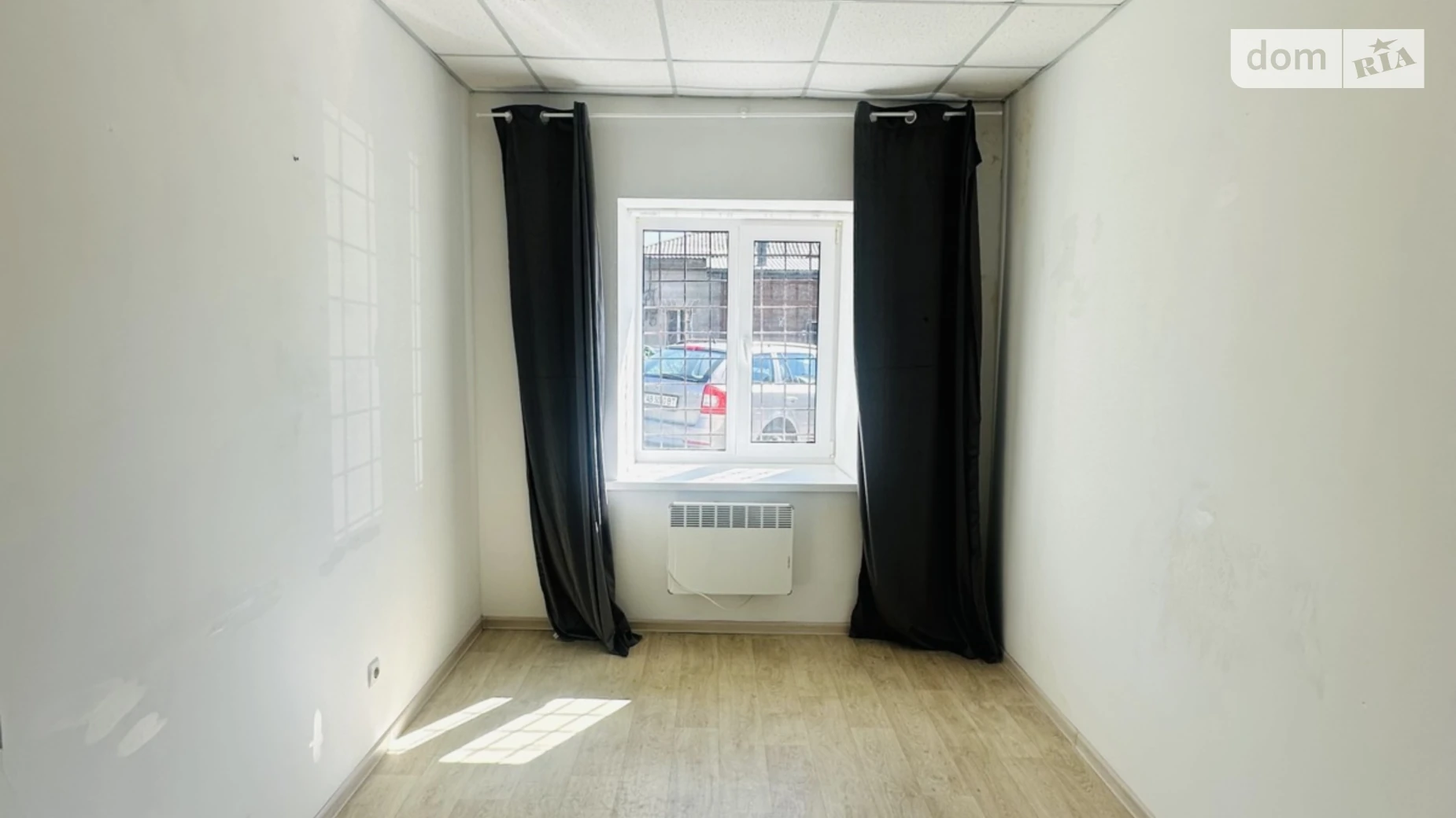 Сдается в аренду офис 18 кв. м в бизнес-центре, цена: 6490 грн - фото 3