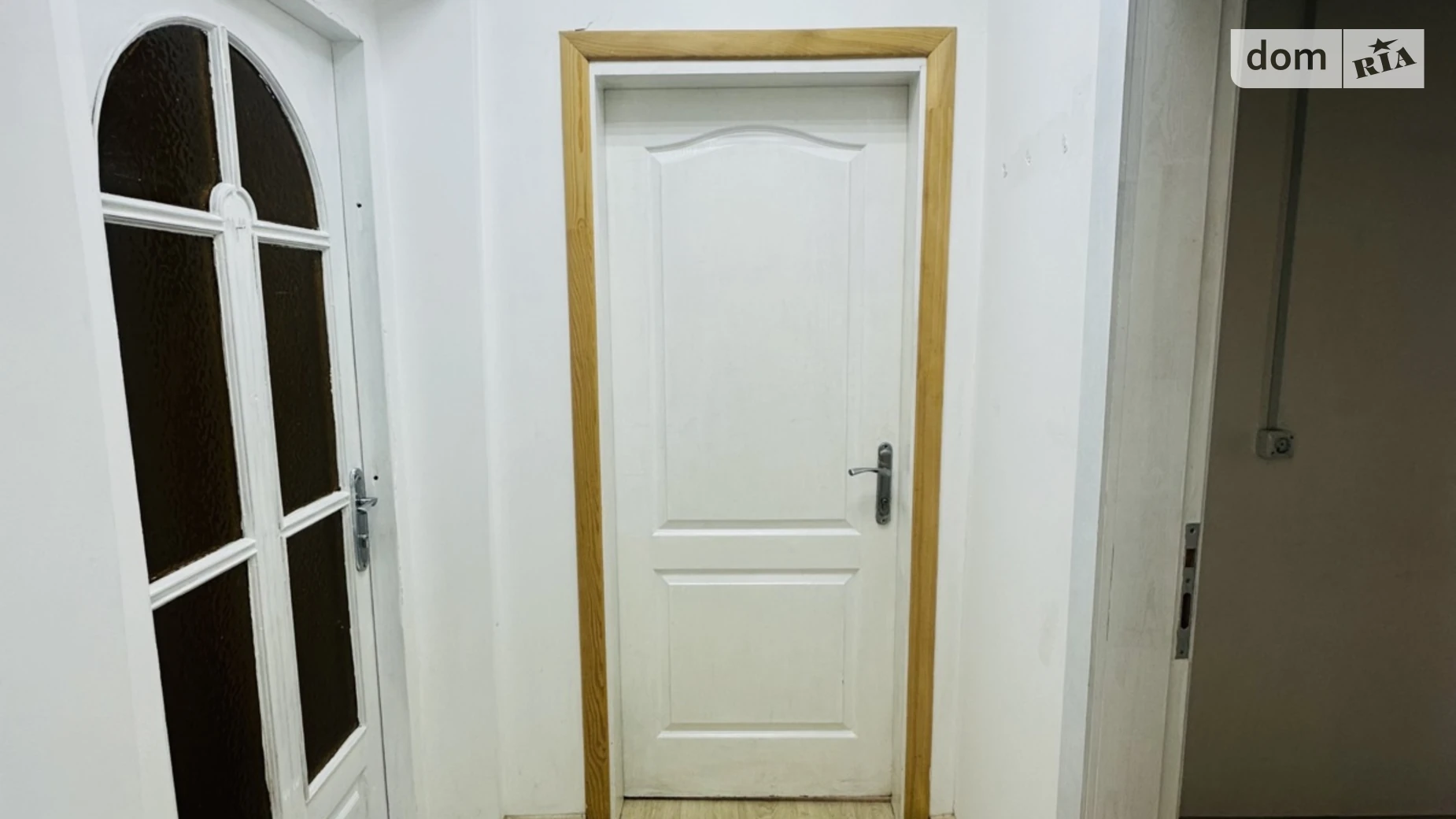 Сдается в аренду офис 18 кв. м в бизнес-центре, цена: 6490 грн - фото 5