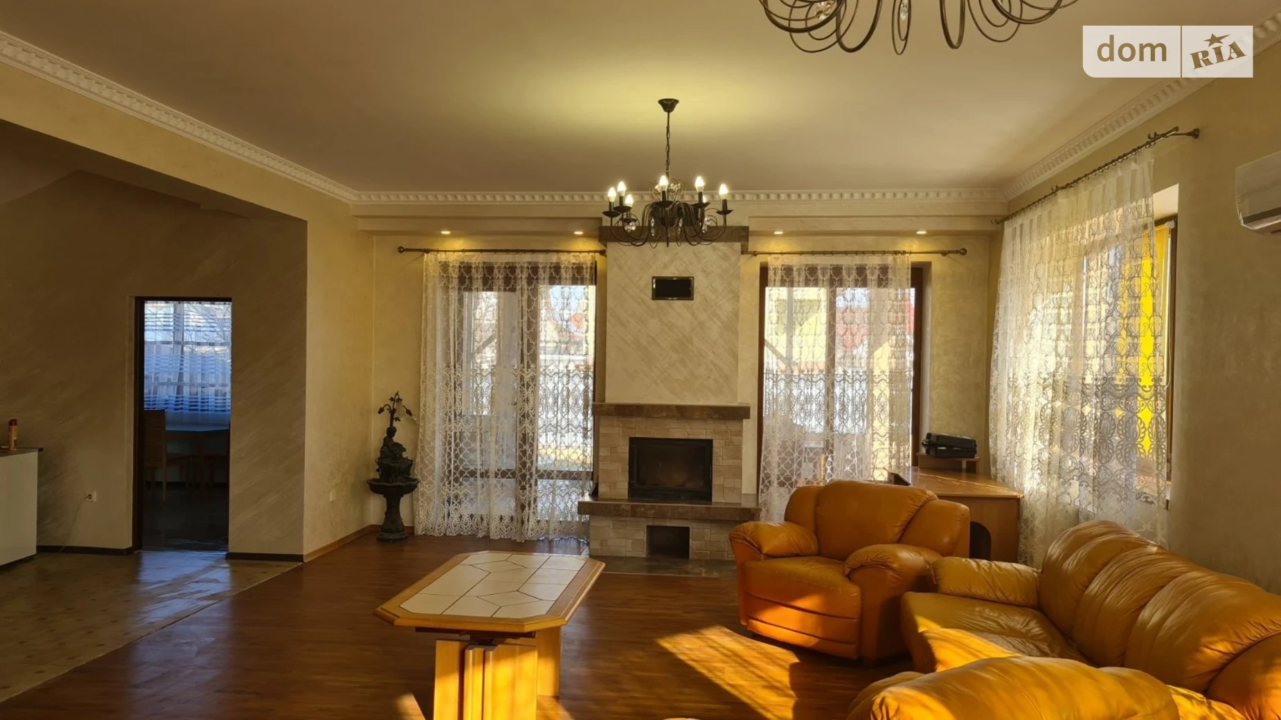 Сдается в аренду дом на 2 этажа 160 кв. м с бассейном, цена: 1000 $ - фото 2