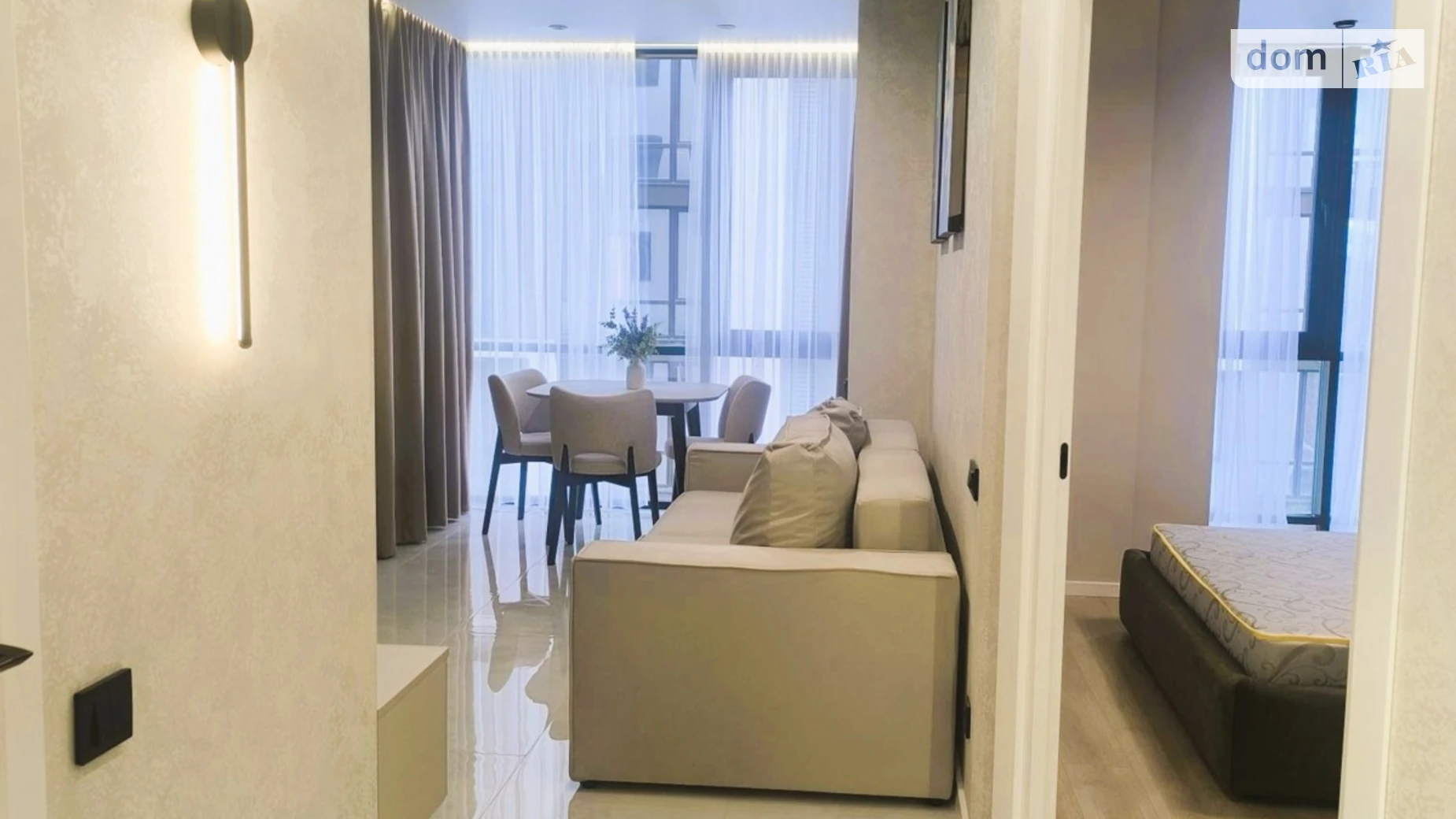 Продается 1-комнатная квартира 46 кв. м в Ивано-Франковске, ул. Ленкавского - фото 4