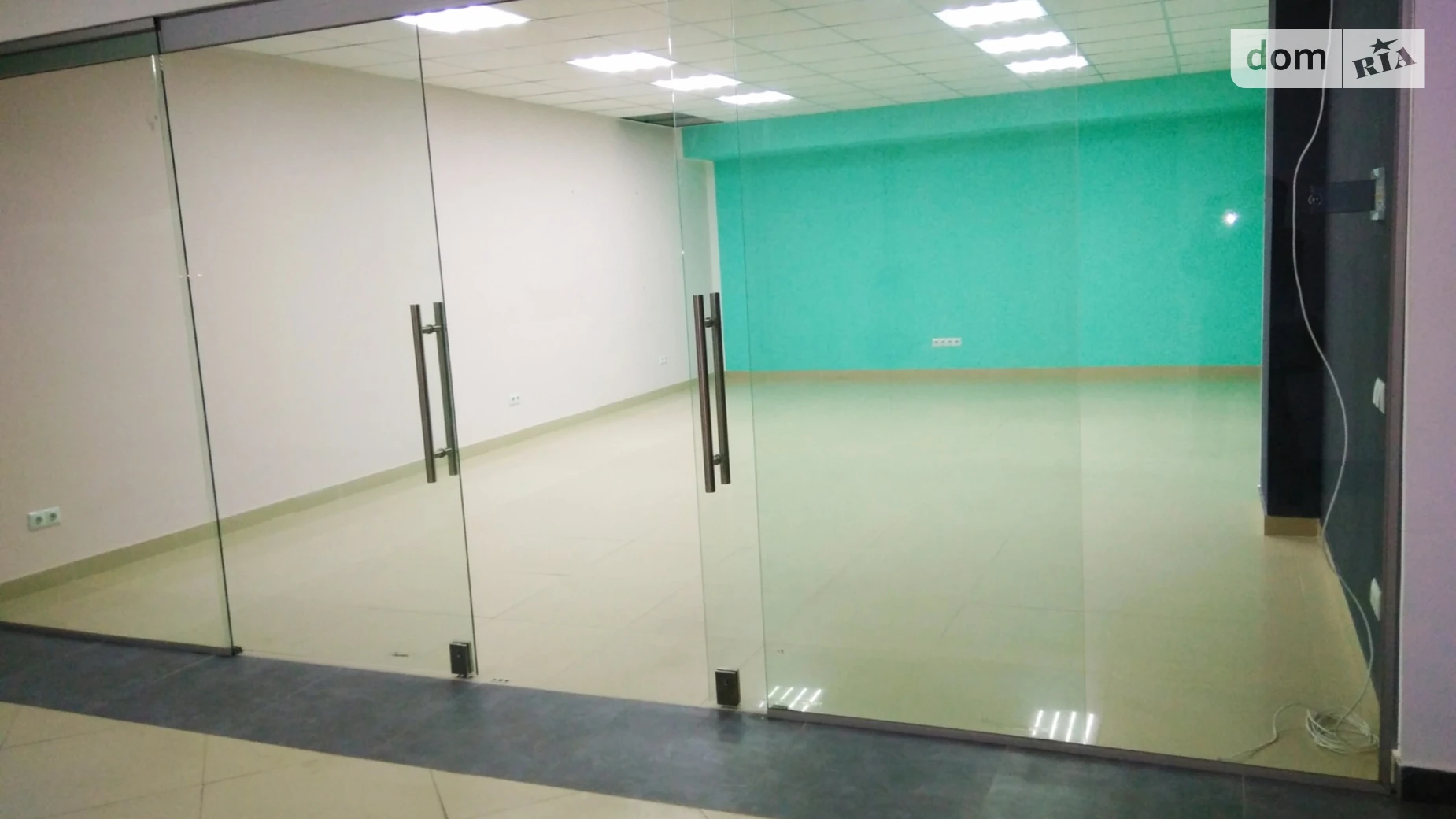 Сдается в аренду офис 47 кв. м в бизнес-центре, цена: 9400 грн - фото 5