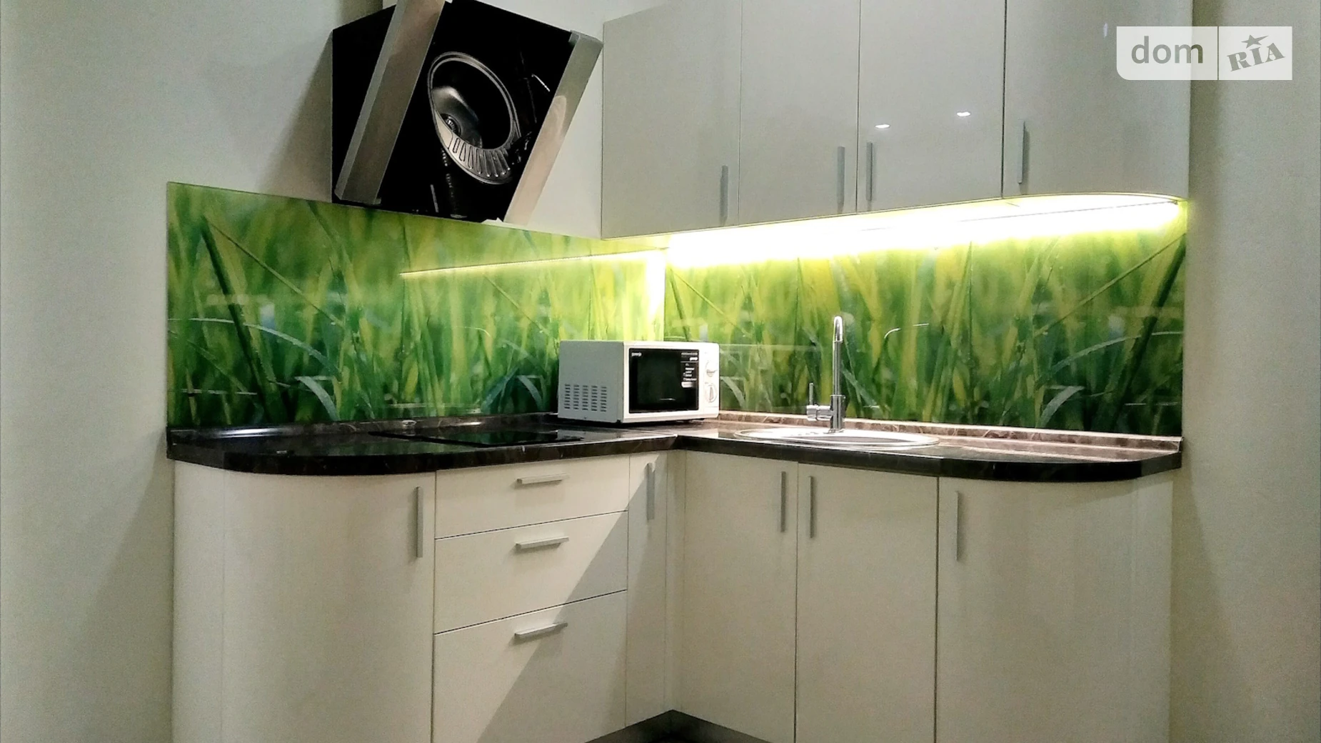 Сдается в аренду 1-комнатная квартира 45 кв. м в Одессе, ул. Лигинская(Макаренко), 2А - фото 2