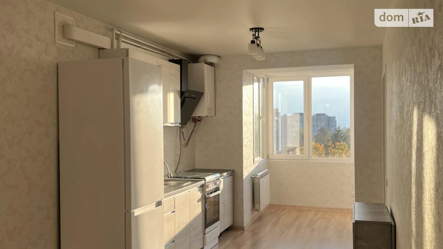 Продается 1-комнатная квартира 47.1 кв. м в Ровно, ул. Гайдамацкая - фото 2