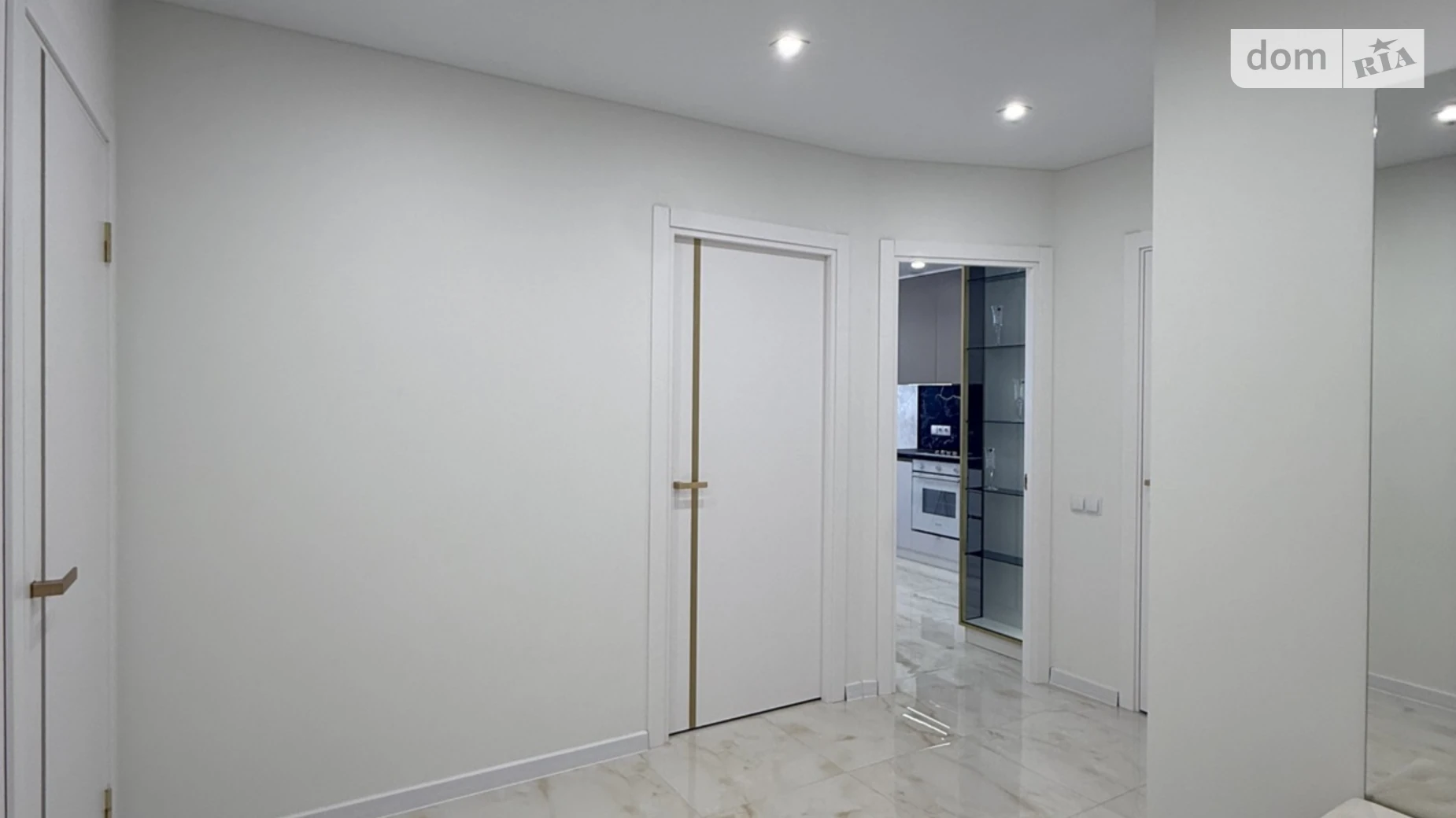 2-комнатная квартира 75 кв. м в Тернополе, цена: 92000 $ - фото 3