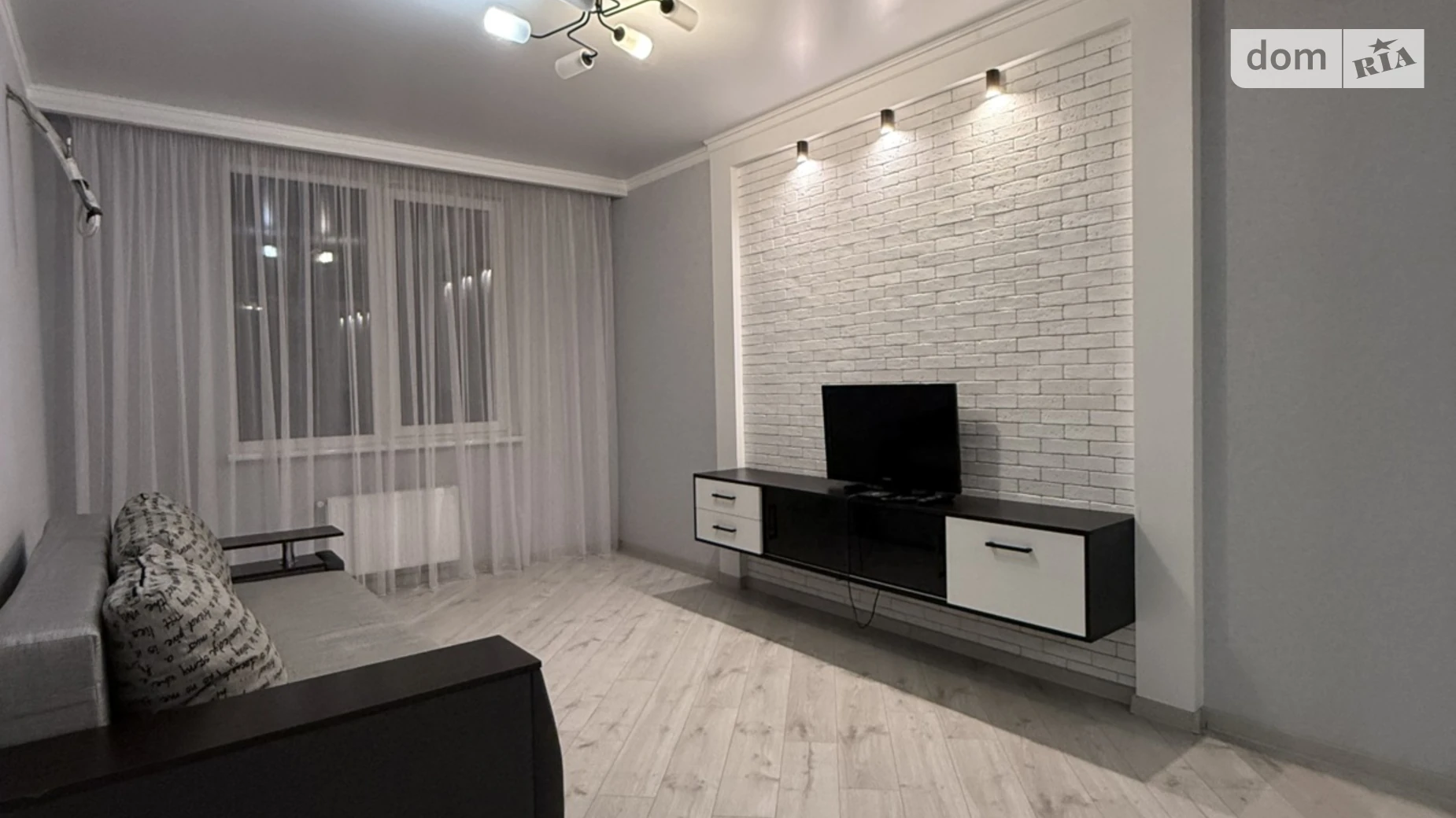 Сдается в аренду 1-комнатная квартира 43 кв. м в, цена: 10500 грн - фото 2