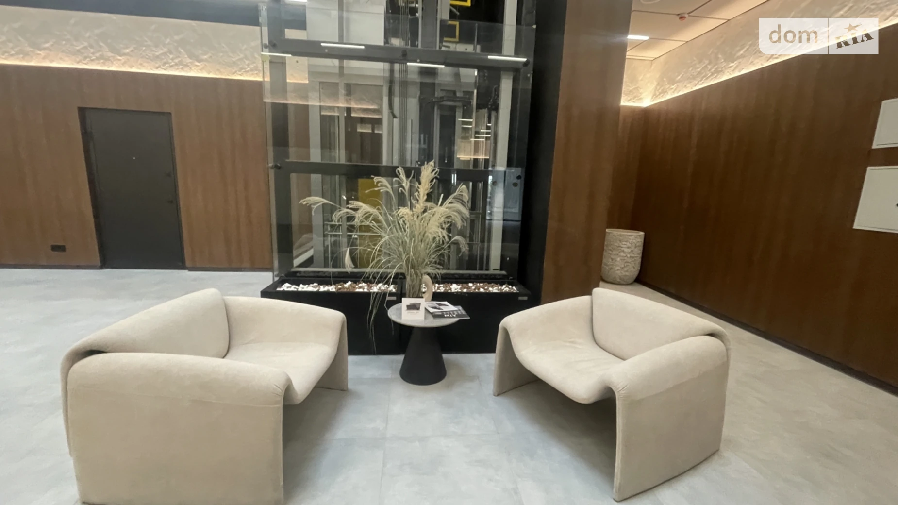 Продається 1-кімнатна квартира 46 кв. м у Одесі, вул. Софіївська, 1С - фото 2