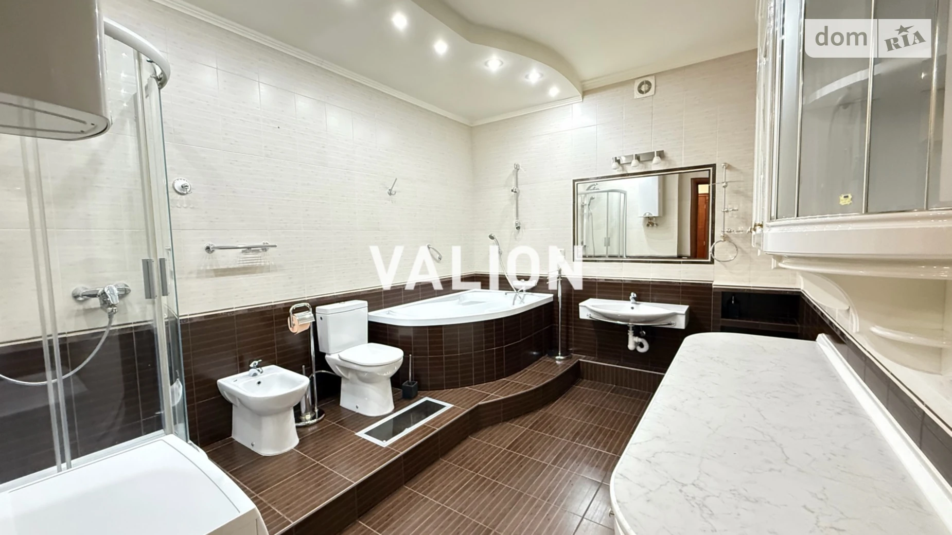 Продается 2-комнатная квартира 88.4 кв. м в Киеве, ул. Коновальца Евгения, 32Г - фото 2