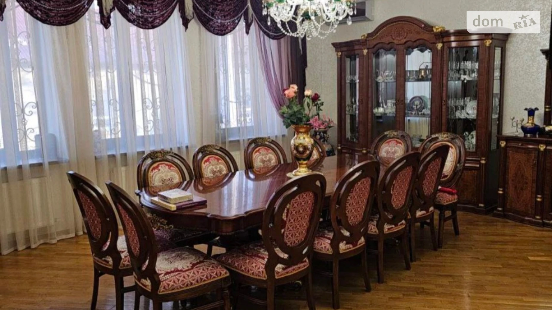 Продается дом на 3 этажа 400 кв. м с камином, цена: 377000 $ - фото 4