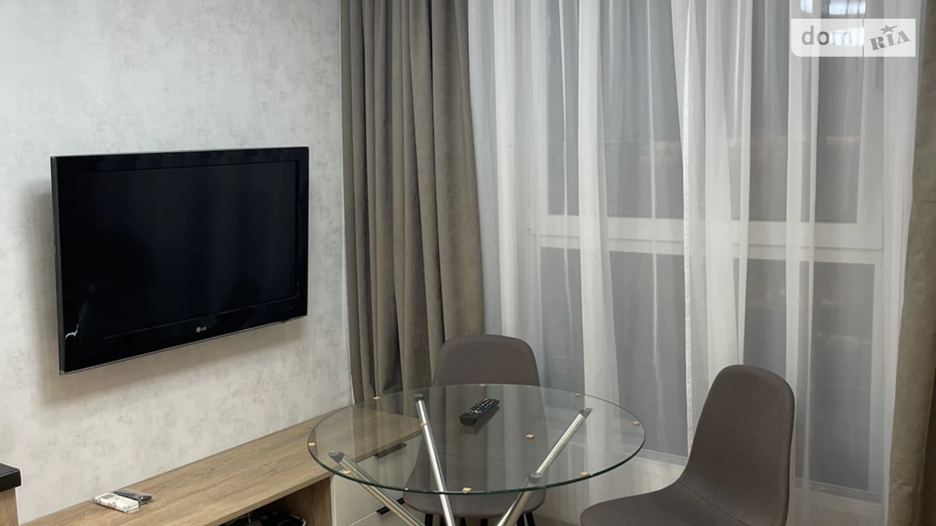 Сдается в аренду 1-комнатная квартира 40 кв. м в Днепре, ул. Набережная Победы, 112Д/4 - фото 2