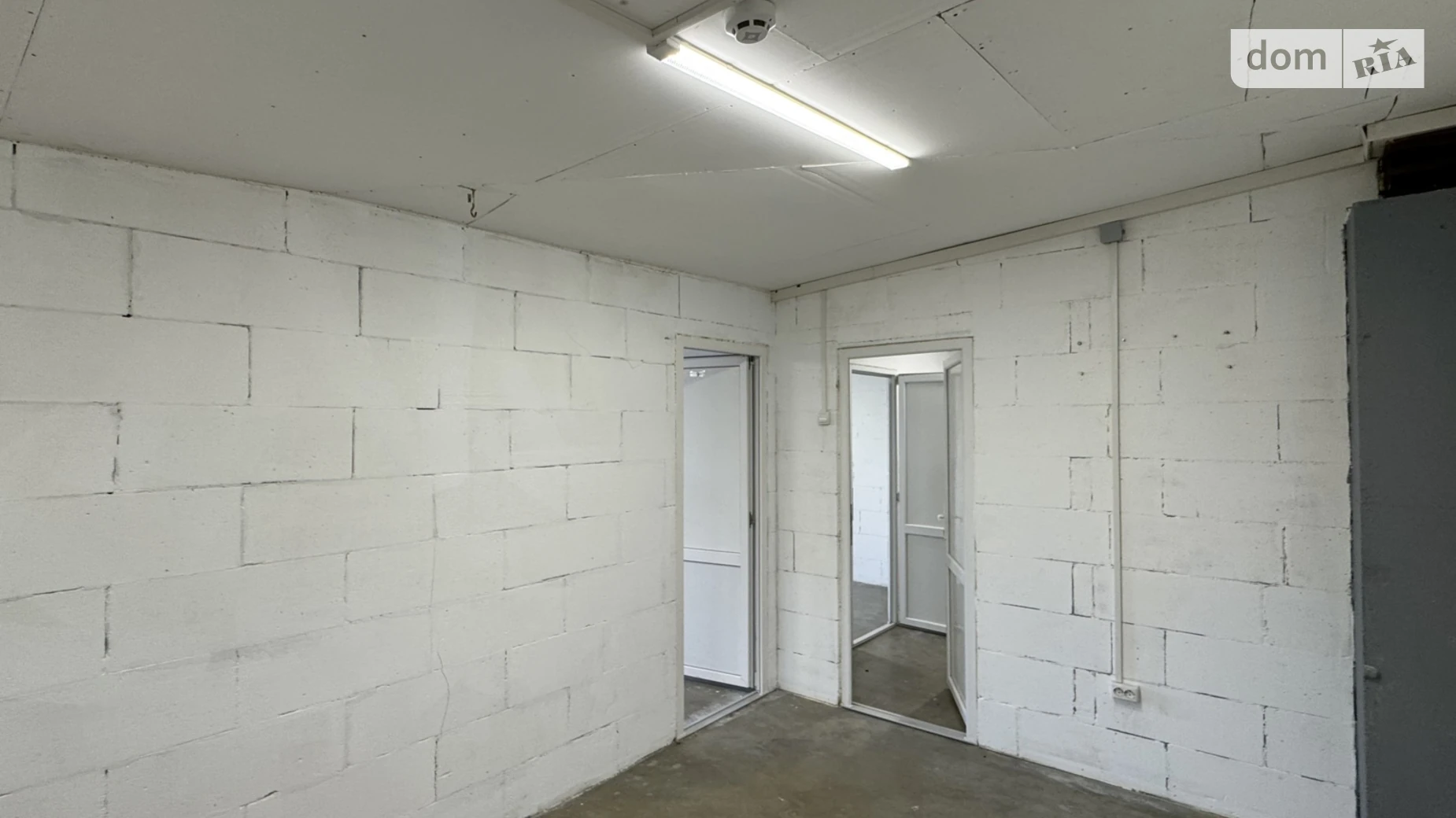 Сдается в аренду офис 84 кв. м в бизнес-центре, цена: 21000 грн - фото 2