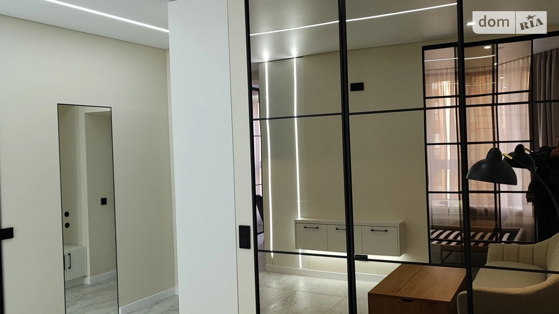 Продается 1-комнатная квартира 39 кв. м в Софиевской Борщаговке, ул. Радостная, 6 - фото 2