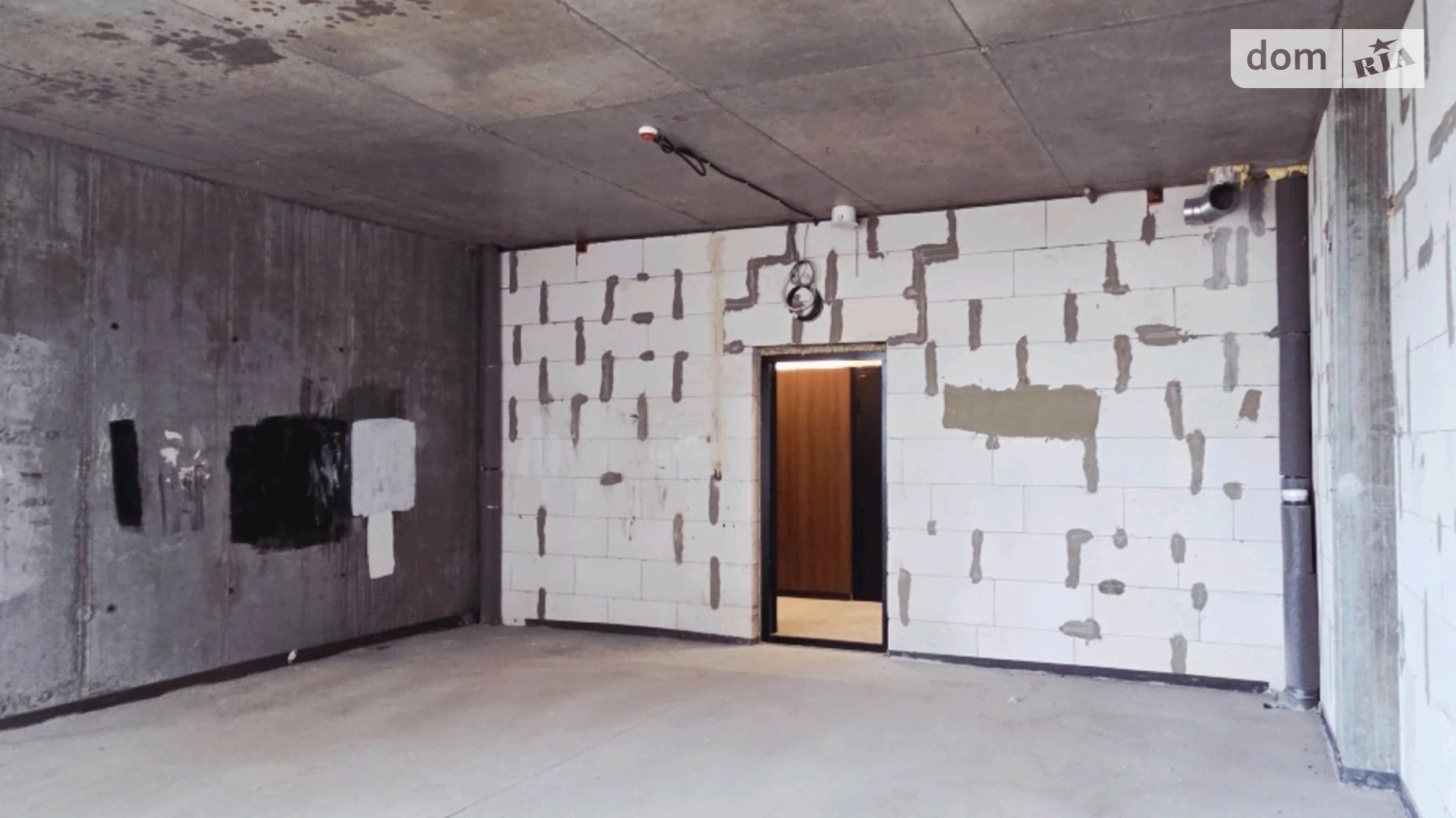 Продается офис 49 кв. м в бизнес-центре, цена: 69580 $ - фото 5