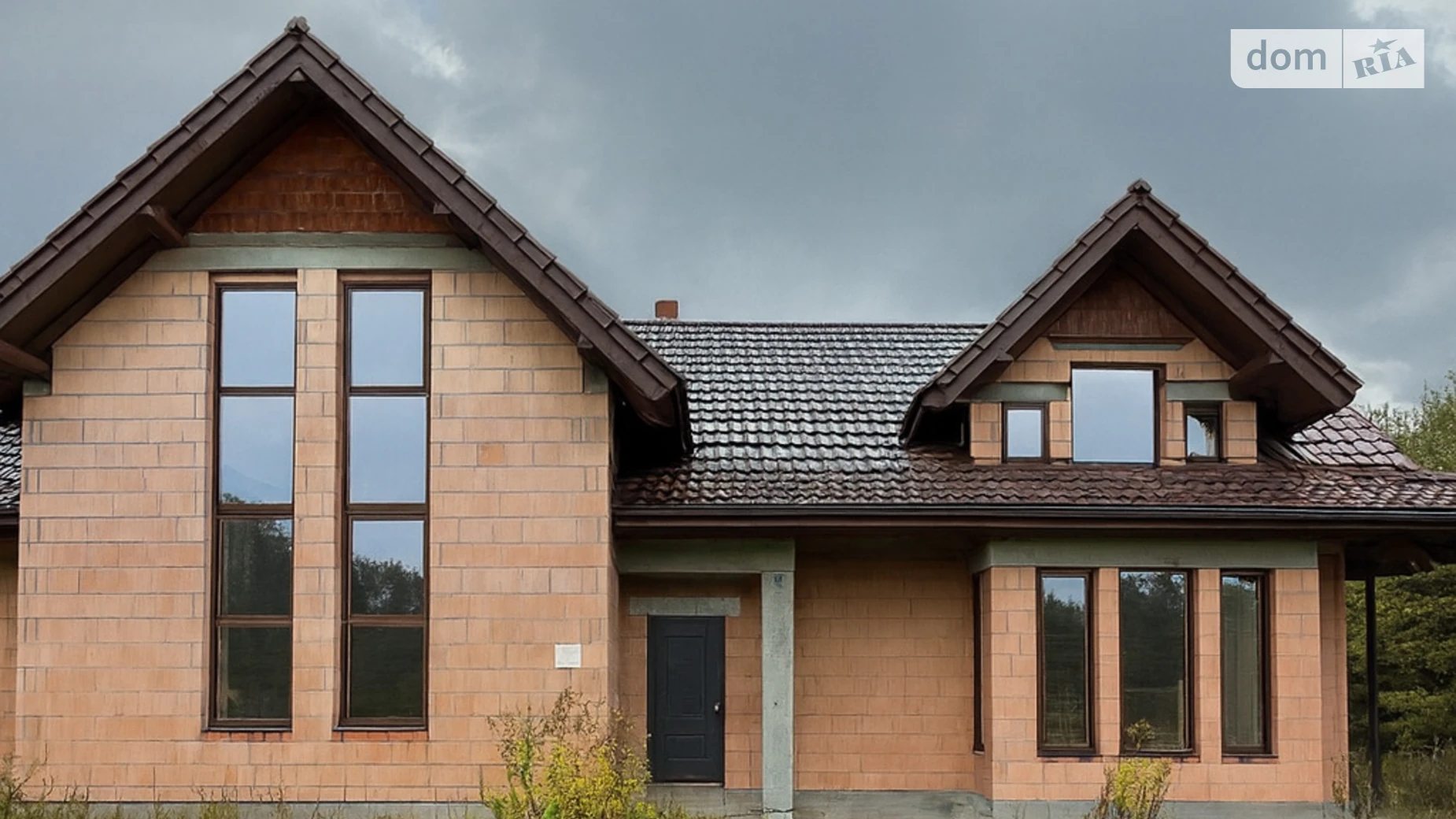 Продается дом на 2 этажа 300 кв. м с бассейном, цена: 470000 $ - фото 2