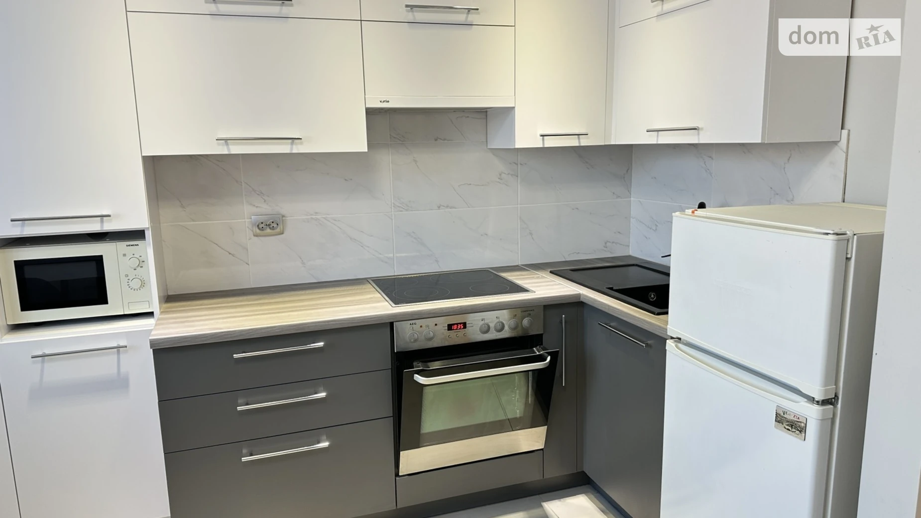 1-комнатная квартира 48 кв. м в Тернополе, ул. Замонастырская - фото 2