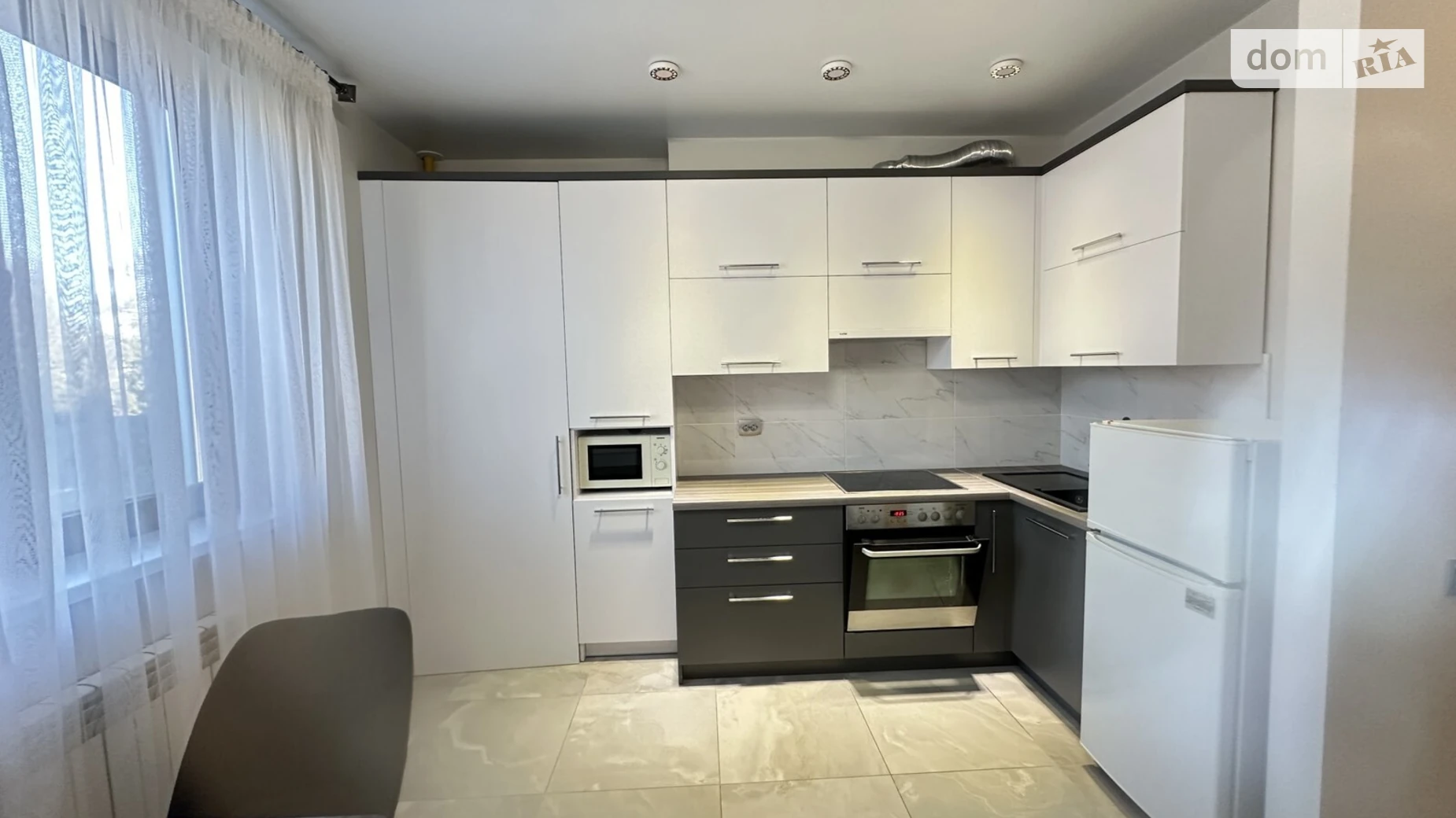 1-комнатная квартира 48 кв. м в Тернополе, ул. Замонастырская - фото 4