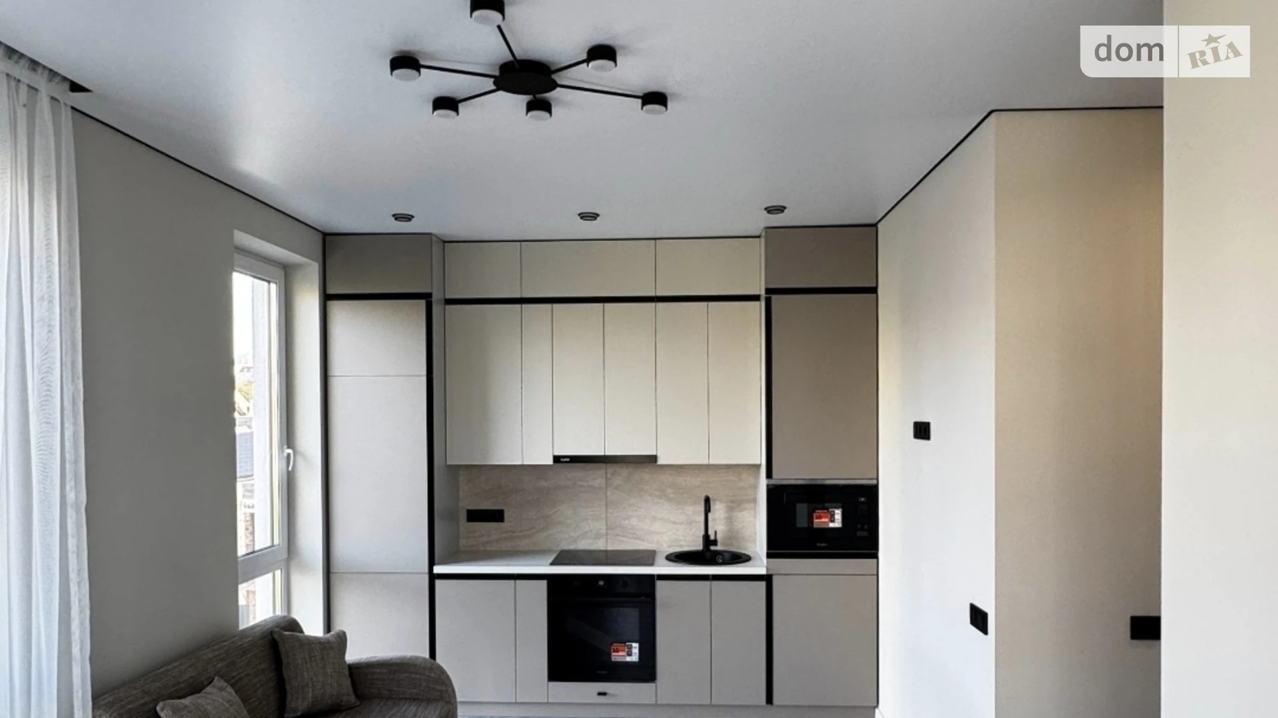 Сдается в аренду 1-комнатная квартира 40 кв. м в Ужгороде, ул. Собранецкая, 150Д - фото 2