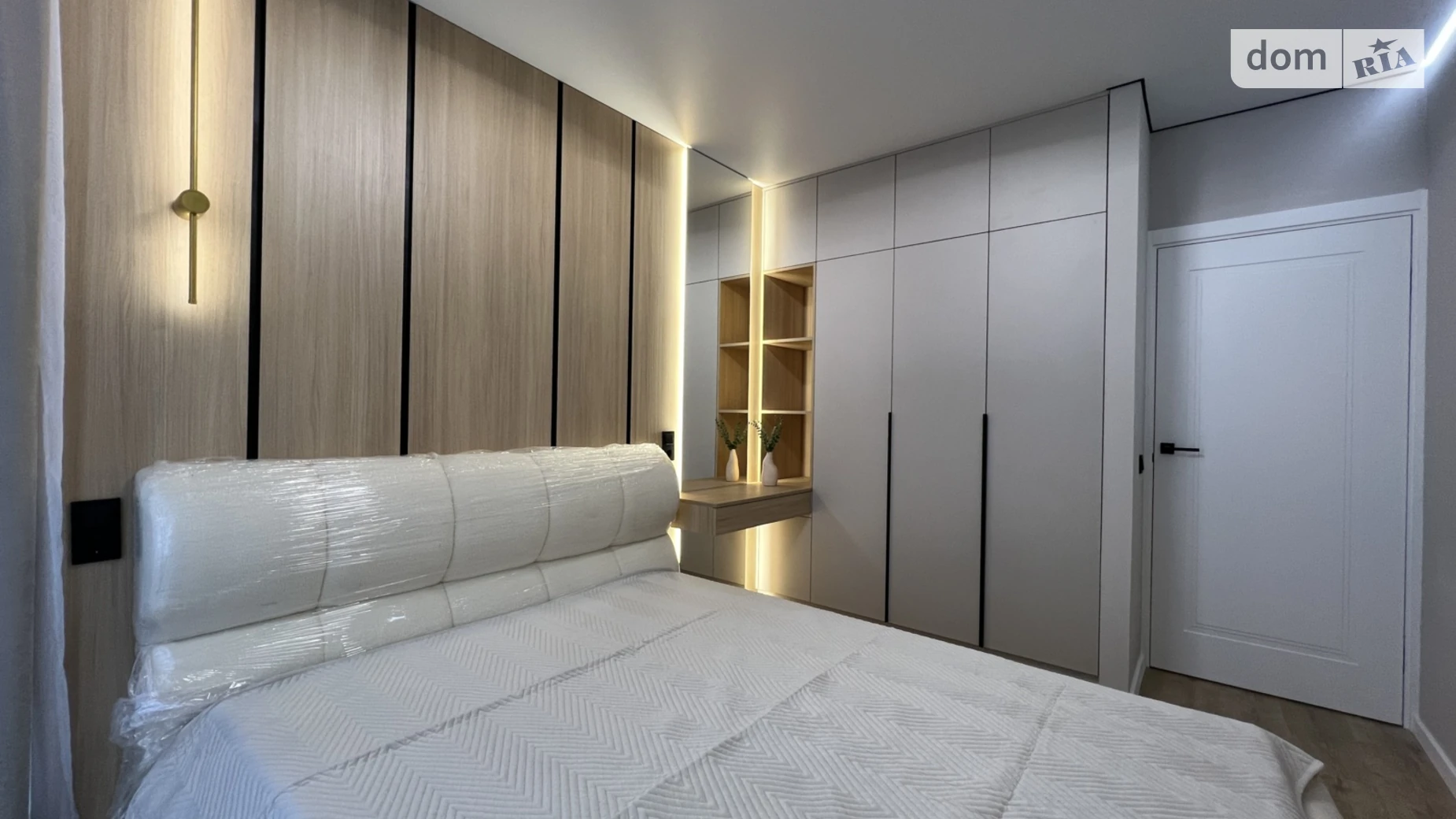 Продается 1-комнатная квартира 39 кв. м в Ивано-Франковске, ул. Ленкавского, 34/7 - фото 3