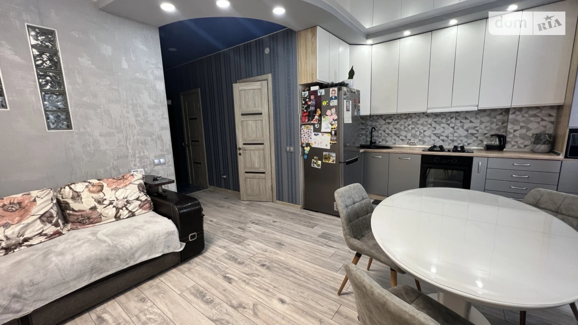 Продается 1-комнатная квартира 44.5 кв. м в Рассошенцах, ул. Перспективная, 11 - фото 3