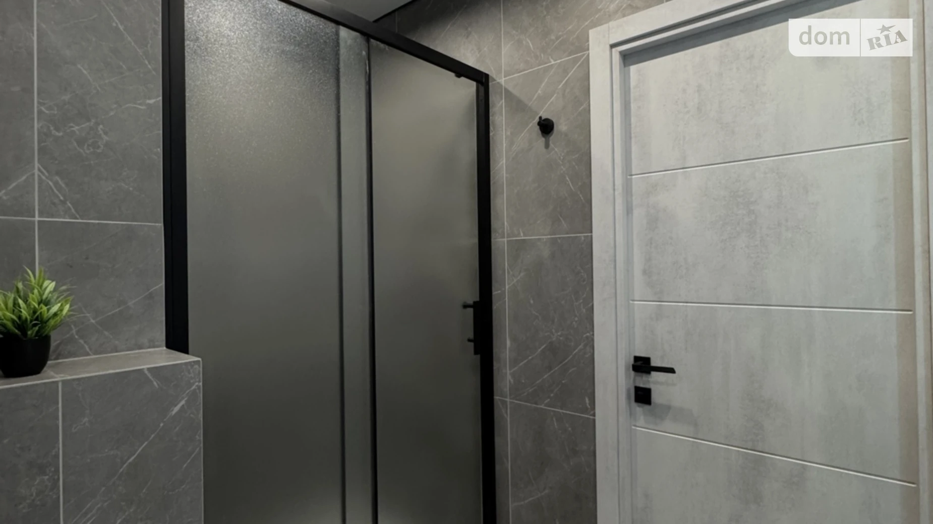 Продається 1-кімнатна квартира 40 кв. м у Чернігові, вул. Красносільського, 45 - фото 2