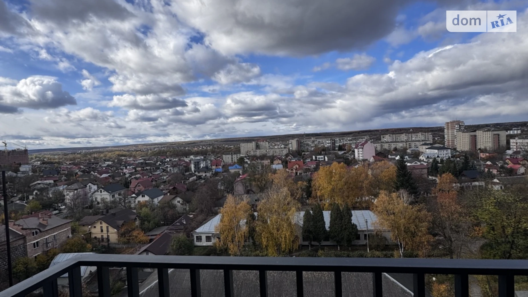 Продается 2-комнатная квартира 72 кв. м в Ивано-Франковске, ул. Ленкавского, 2А корпус 1-2 - фото 2