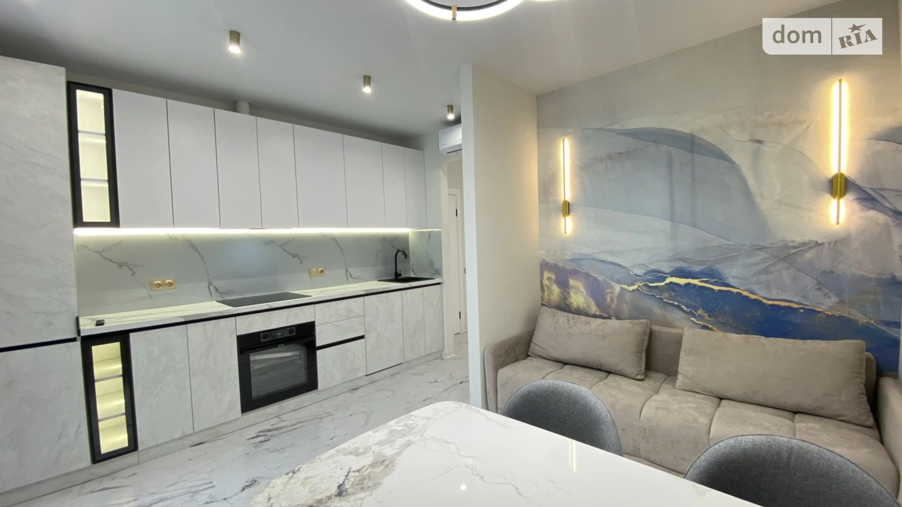 Продается 2-комнатная квартира 51 кв. м в Лиманке, ул. Жемчужная - фото 2