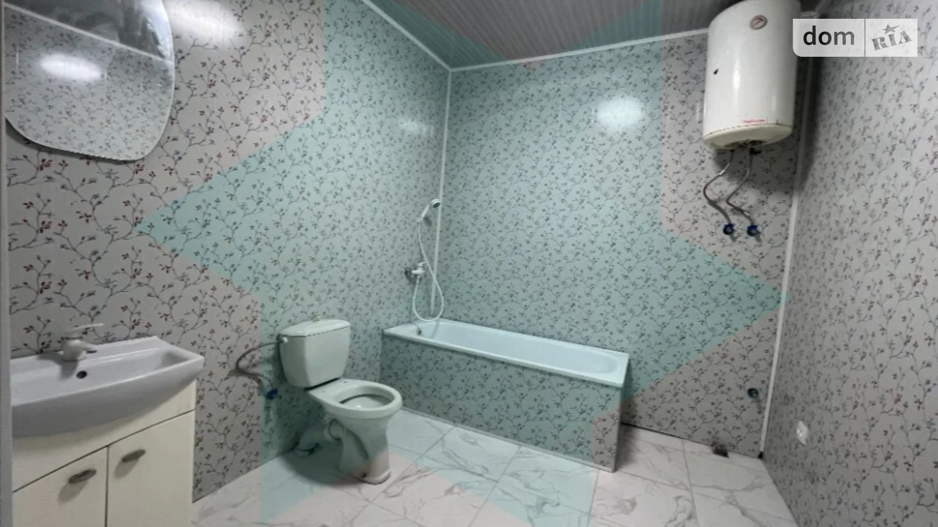 Продається одноповерховий будинок 70 кв. м з гаражем, цена: 40000 $ - фото 4