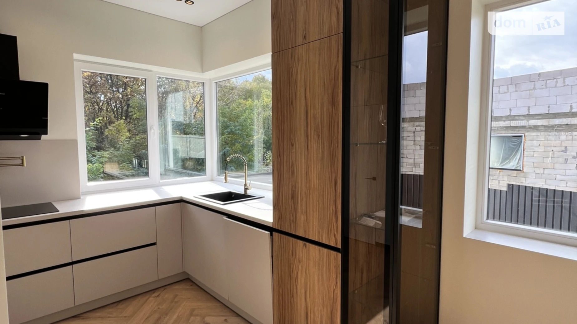 Продается одноэтажный дом 135 кв. м с балконом, цена: 220000 $ - фото 4