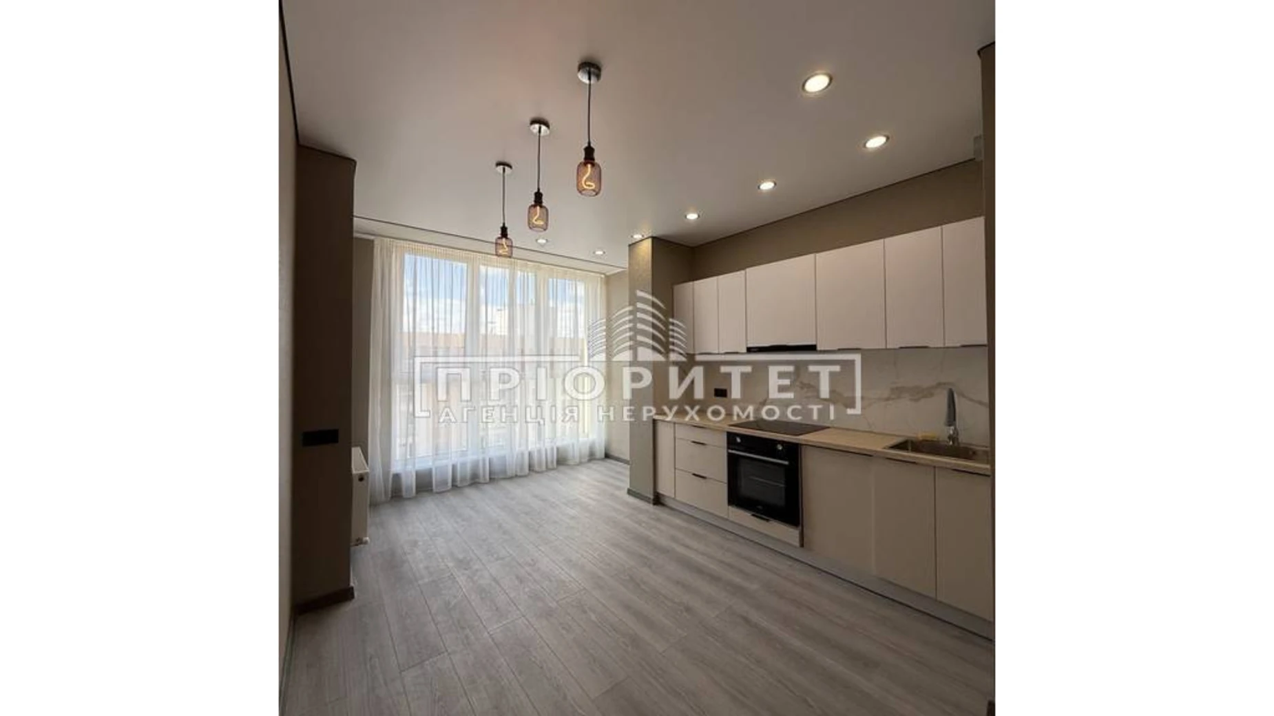 Продается 1-комнатная квартира 41.7 кв. м в Одессе, ул. Строительная - фото 2