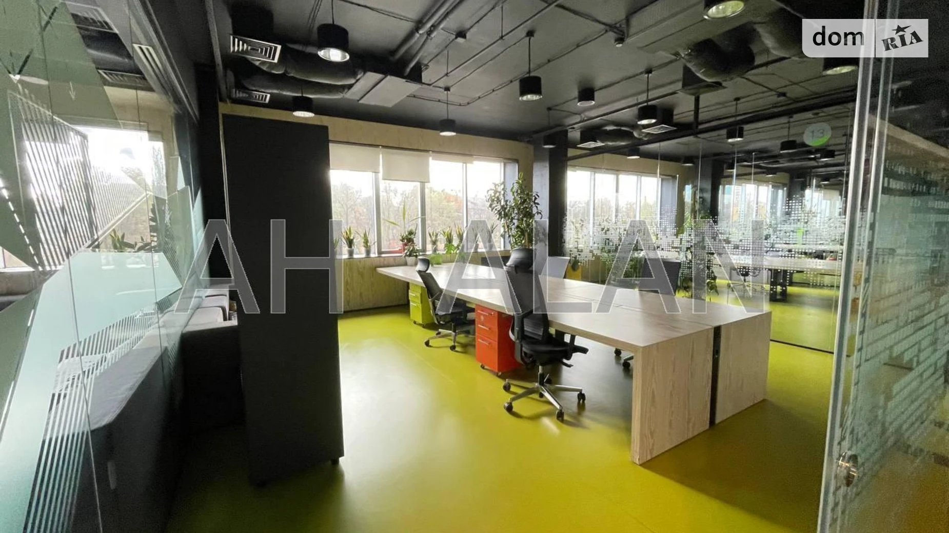 Сдается в аренду офис 1406 кв. м в бизнес-центре, цена: 22500 $ - фото 2