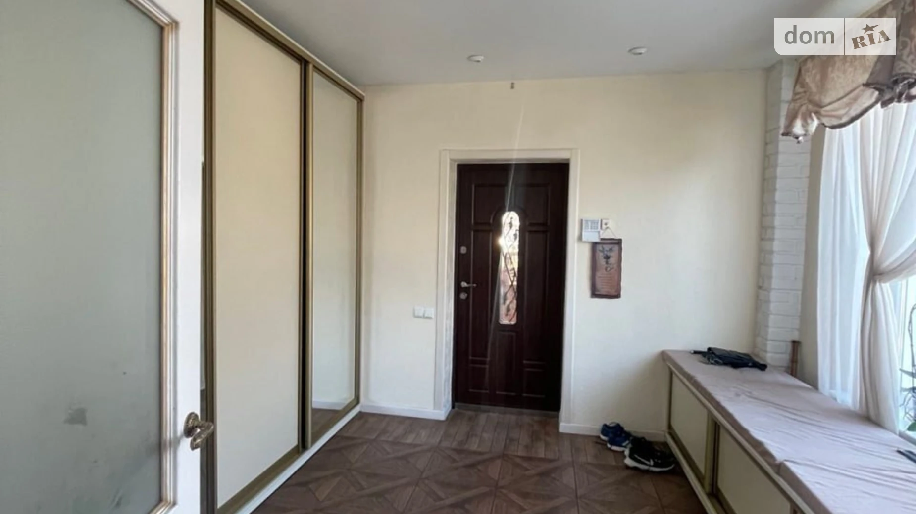 Продается дом на 2 этажа 151.7 кв. м с участком, цена: 148500 $ - фото 4