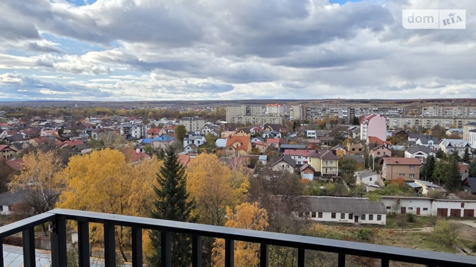 Продается 2-комнатная квартира 61.6 кв. м в Ивано-Франковске, ул. Ленкавского, 2 корпус 3 - фото 2