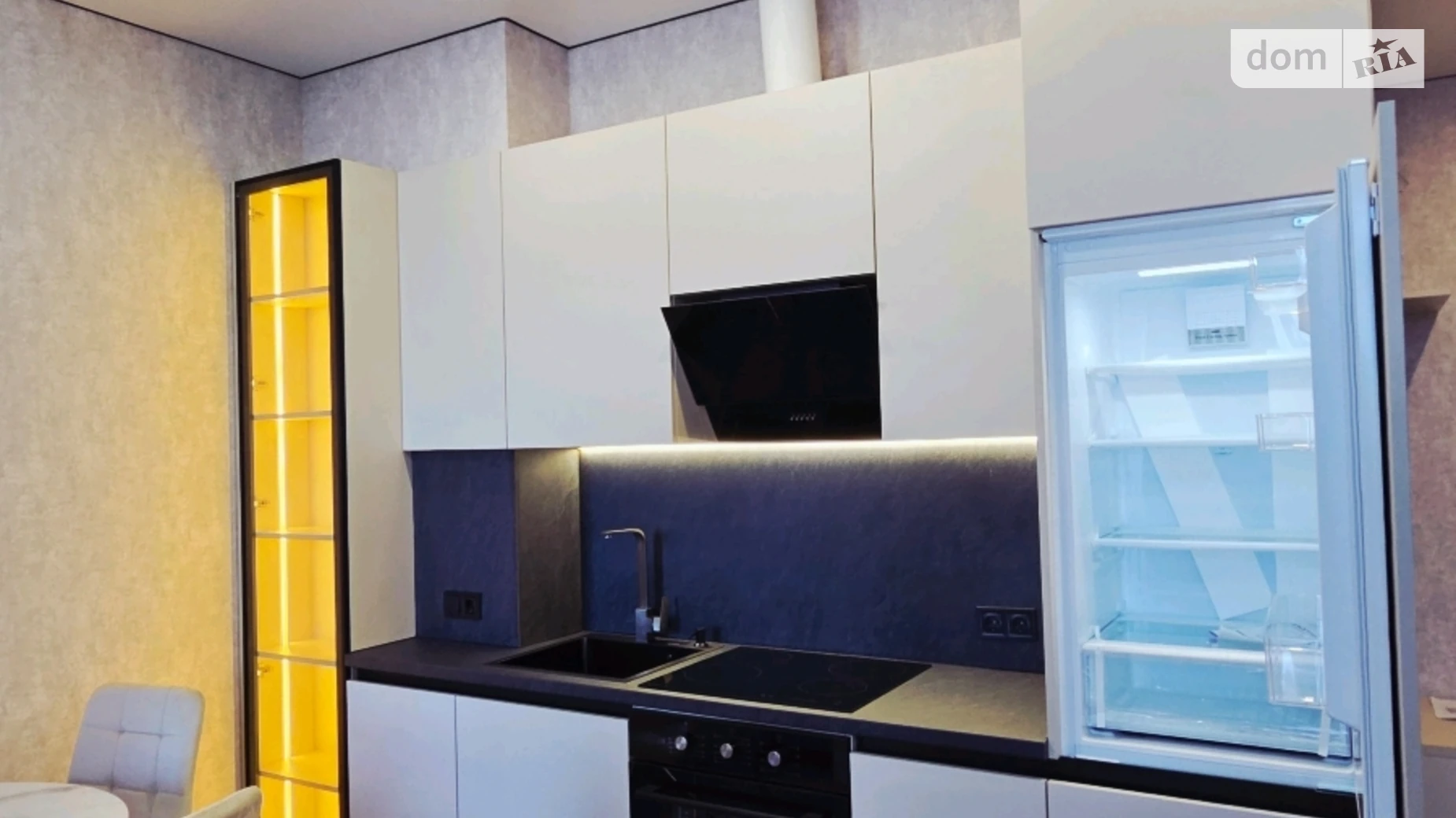 Продается 1-комнатная квартира 33 кв. м в Одессе, ул. Приморская, 47 - фото 3