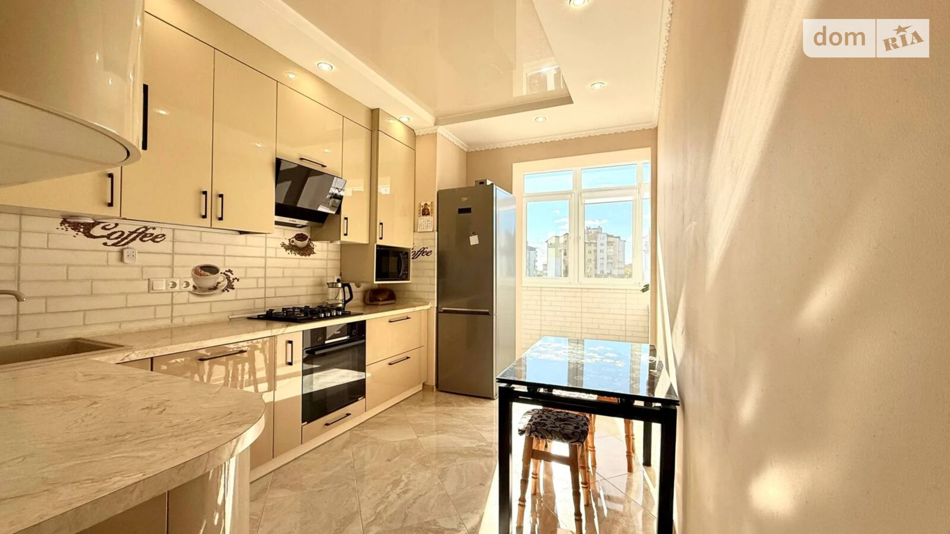 Продается 1-комнатная квартира 41.6 кв. м в Винниках, ул. Винная Гора, 7Г - фото 2